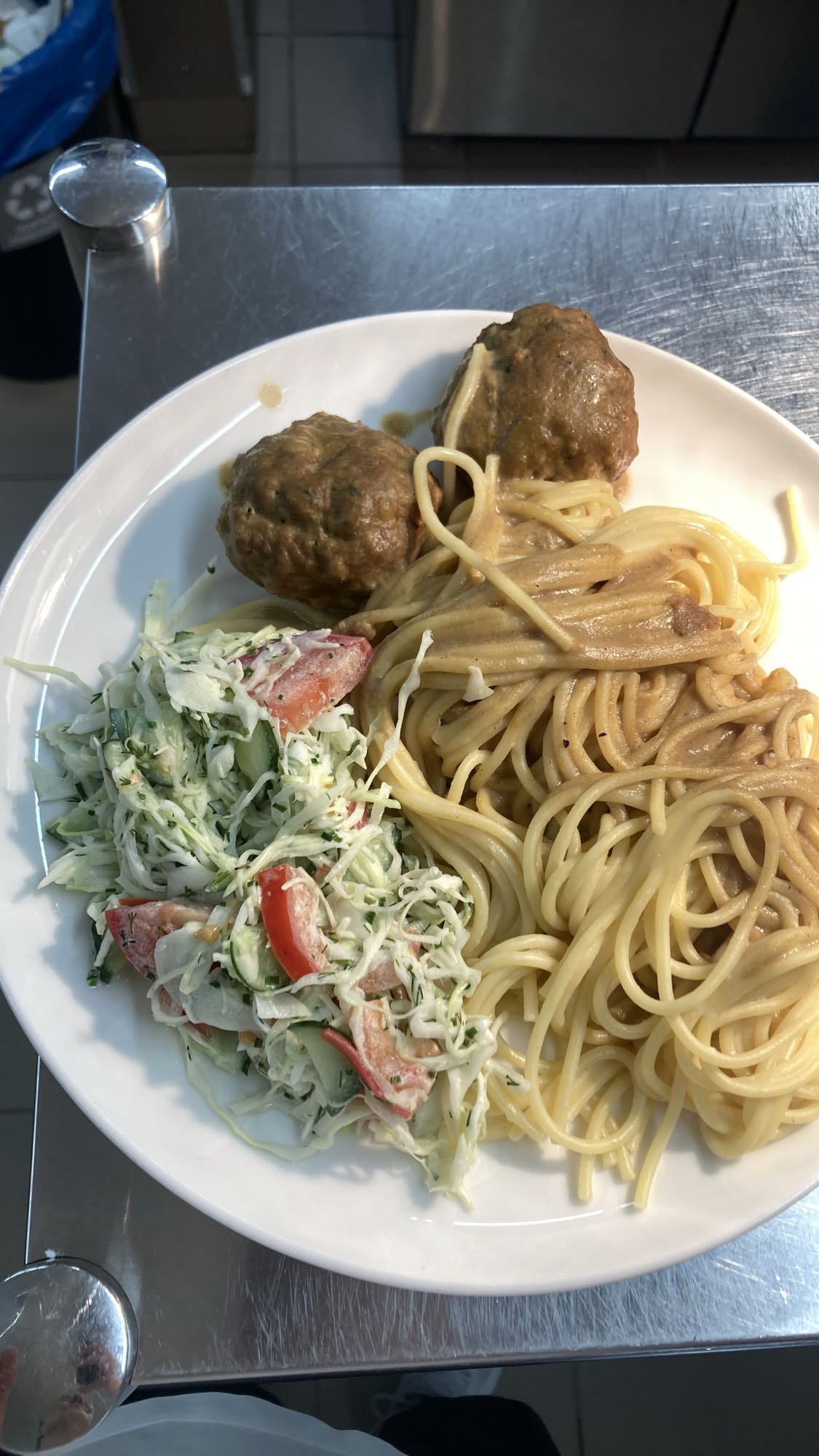 Spaghetti with meatballs