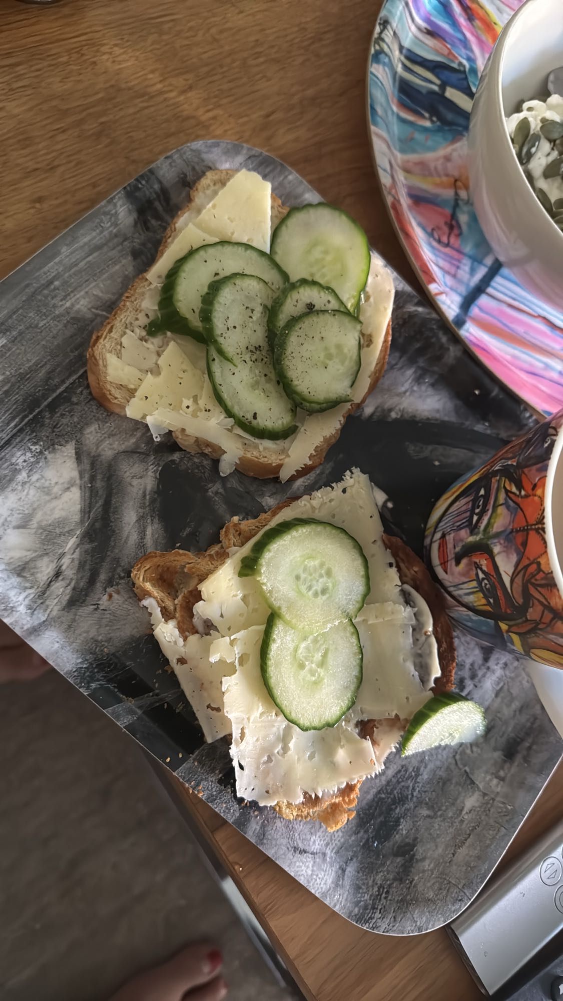 Ostsmörgås med gurka