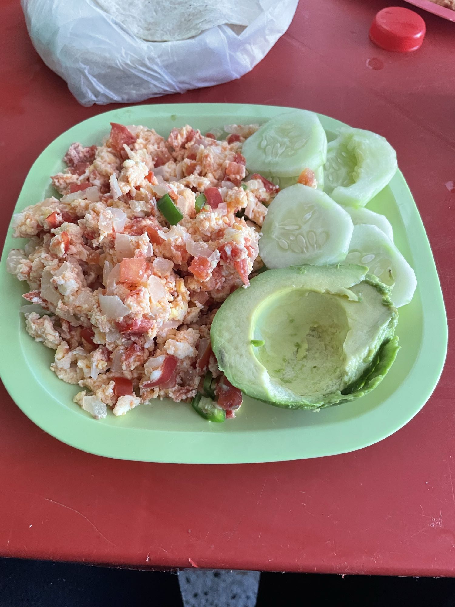 Huevos a la mexicana con verduras