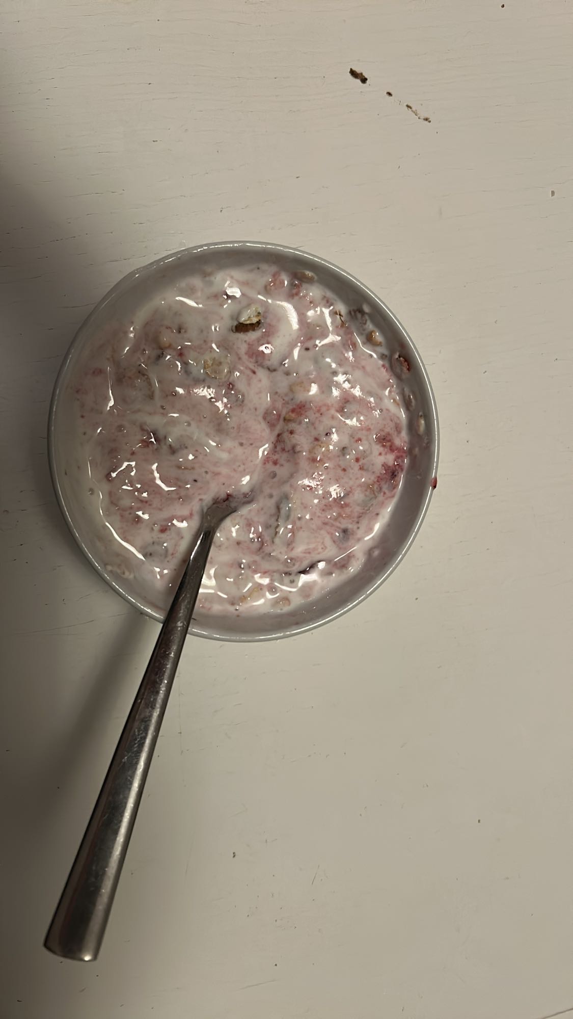 Yoghurt med bär & müsli