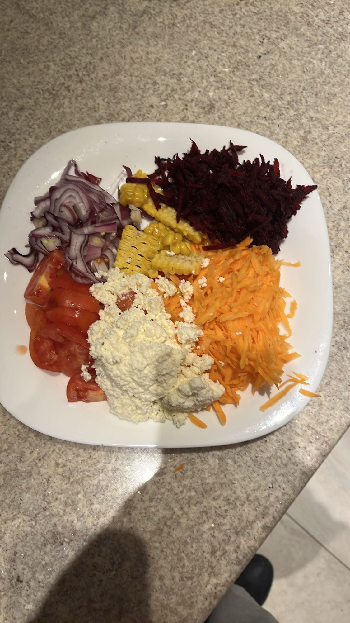 ensalada fresca variada