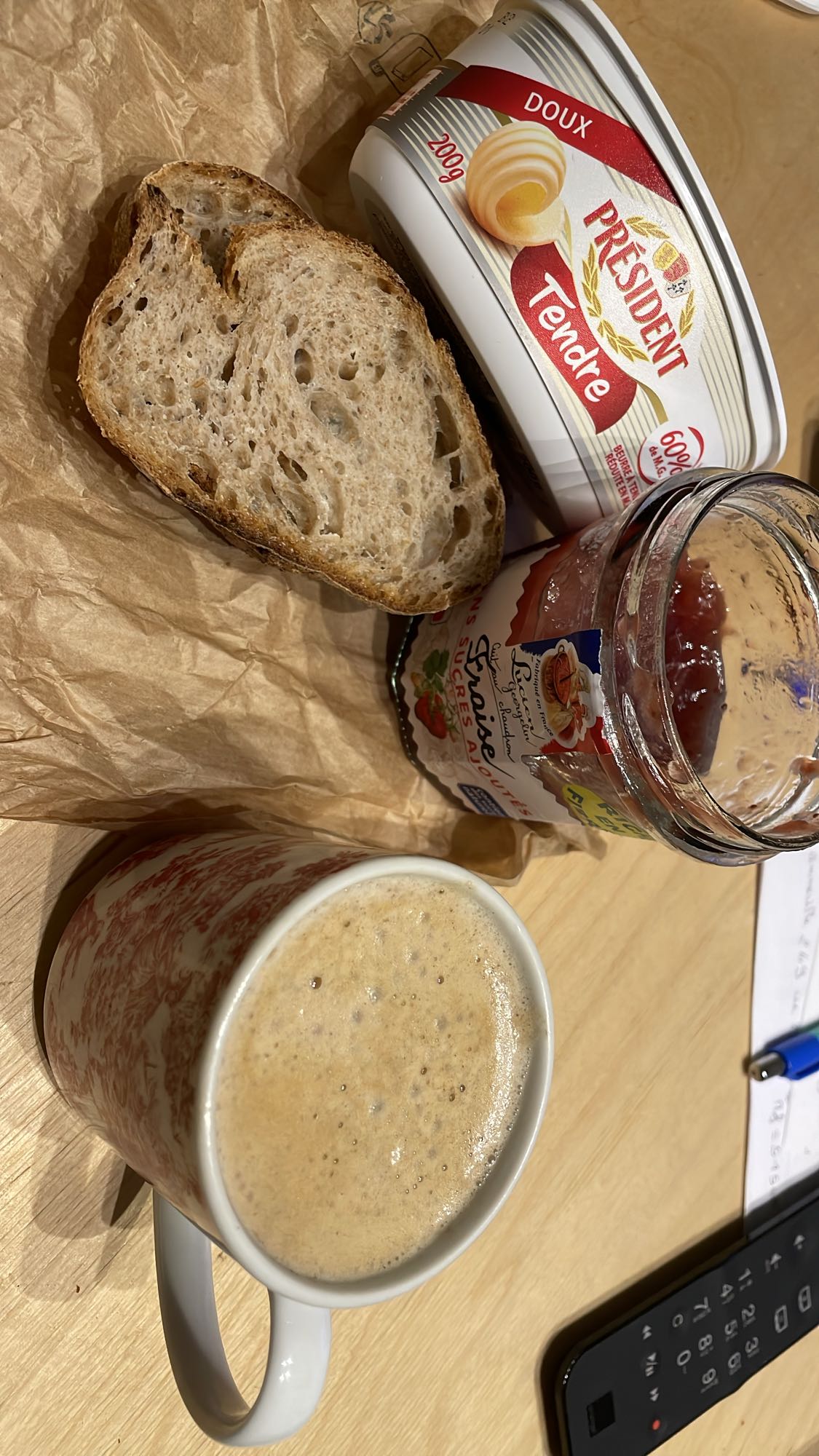 Tartines beurre confiture