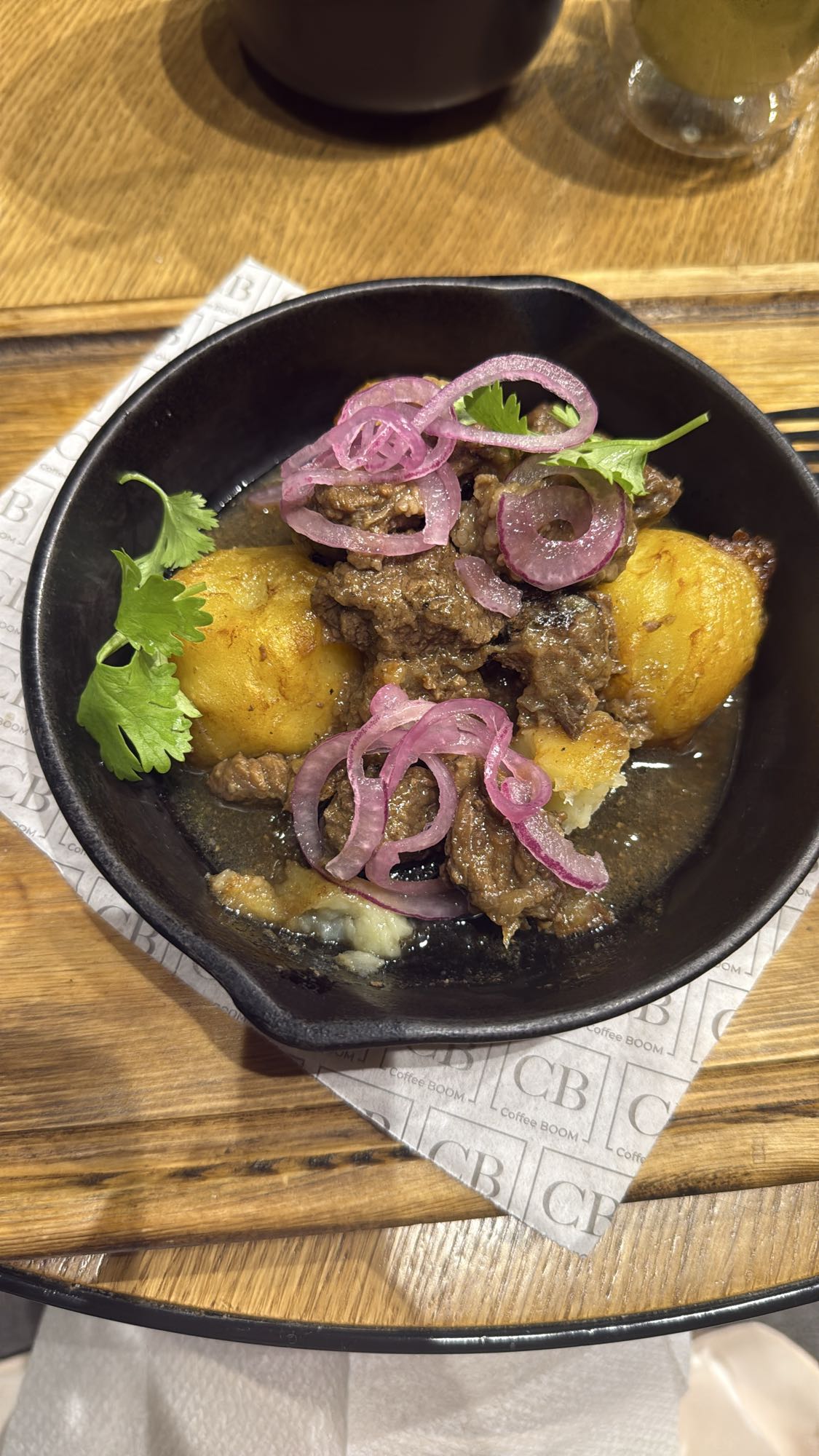 тушеная говядина с картофелем