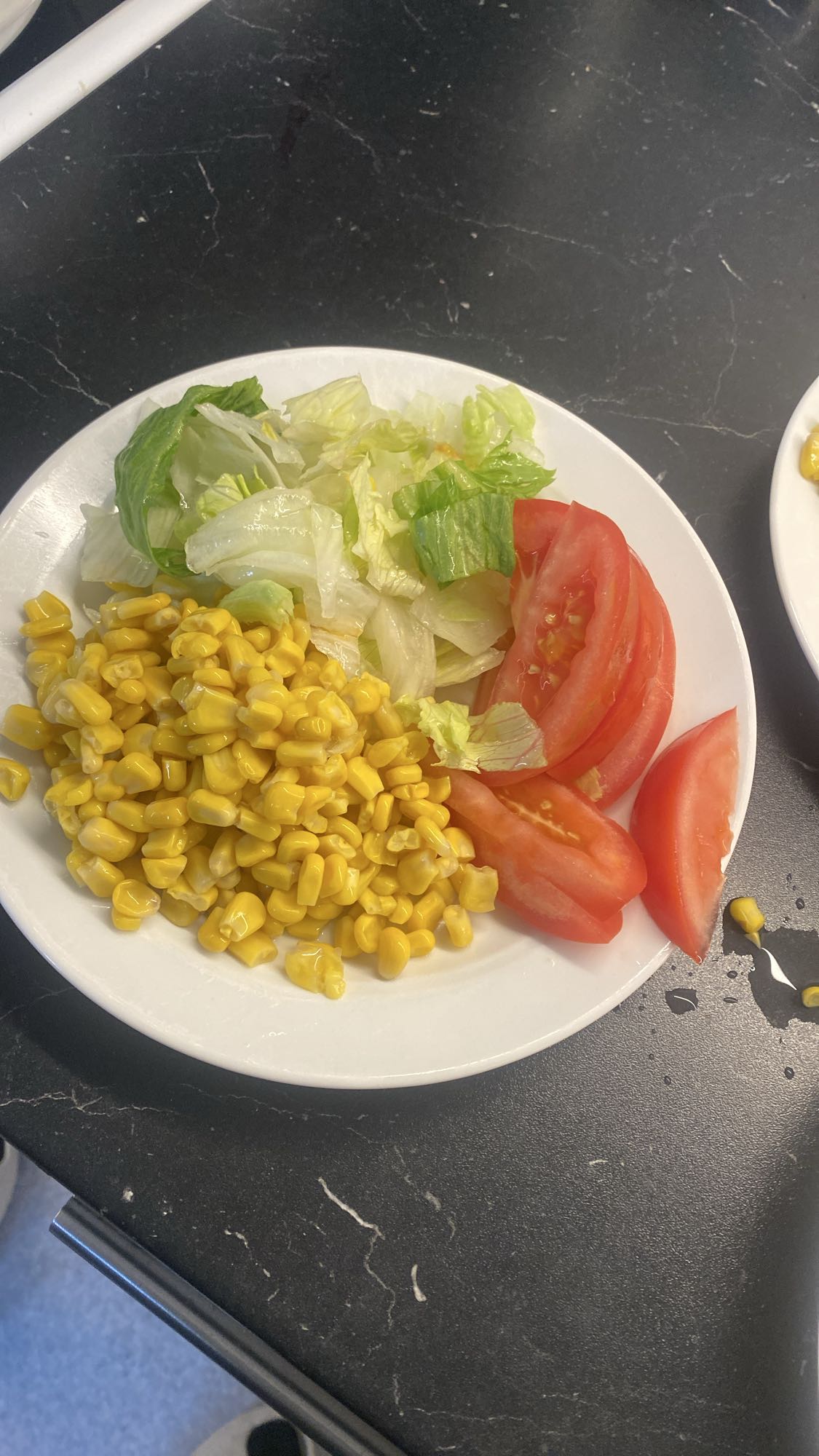 Majs- och grönsakstallrik