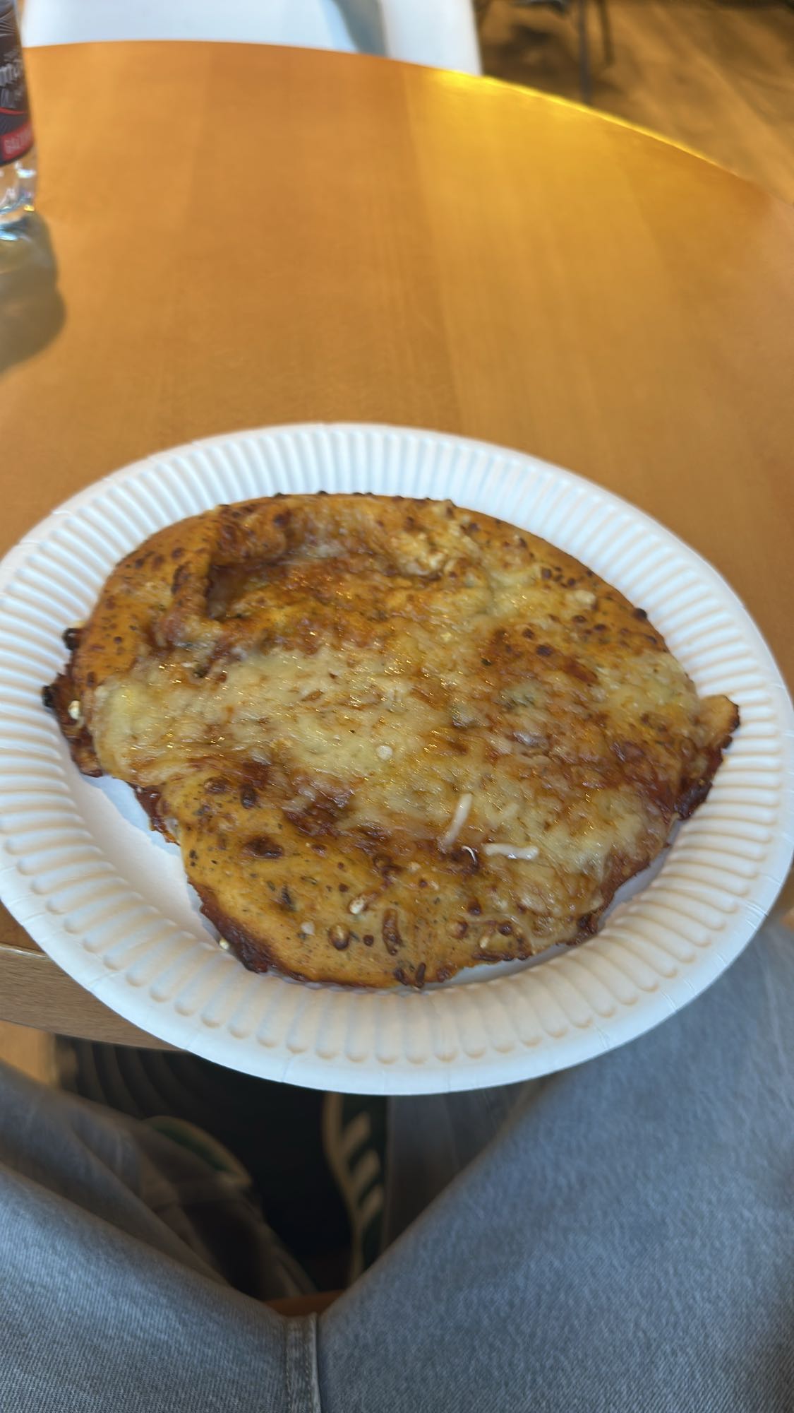 serowa bułka zapiekana