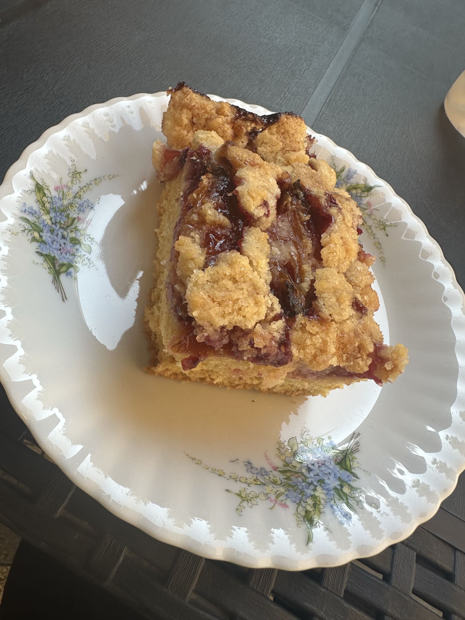 Ciasto ze śliwkami i kruszonką