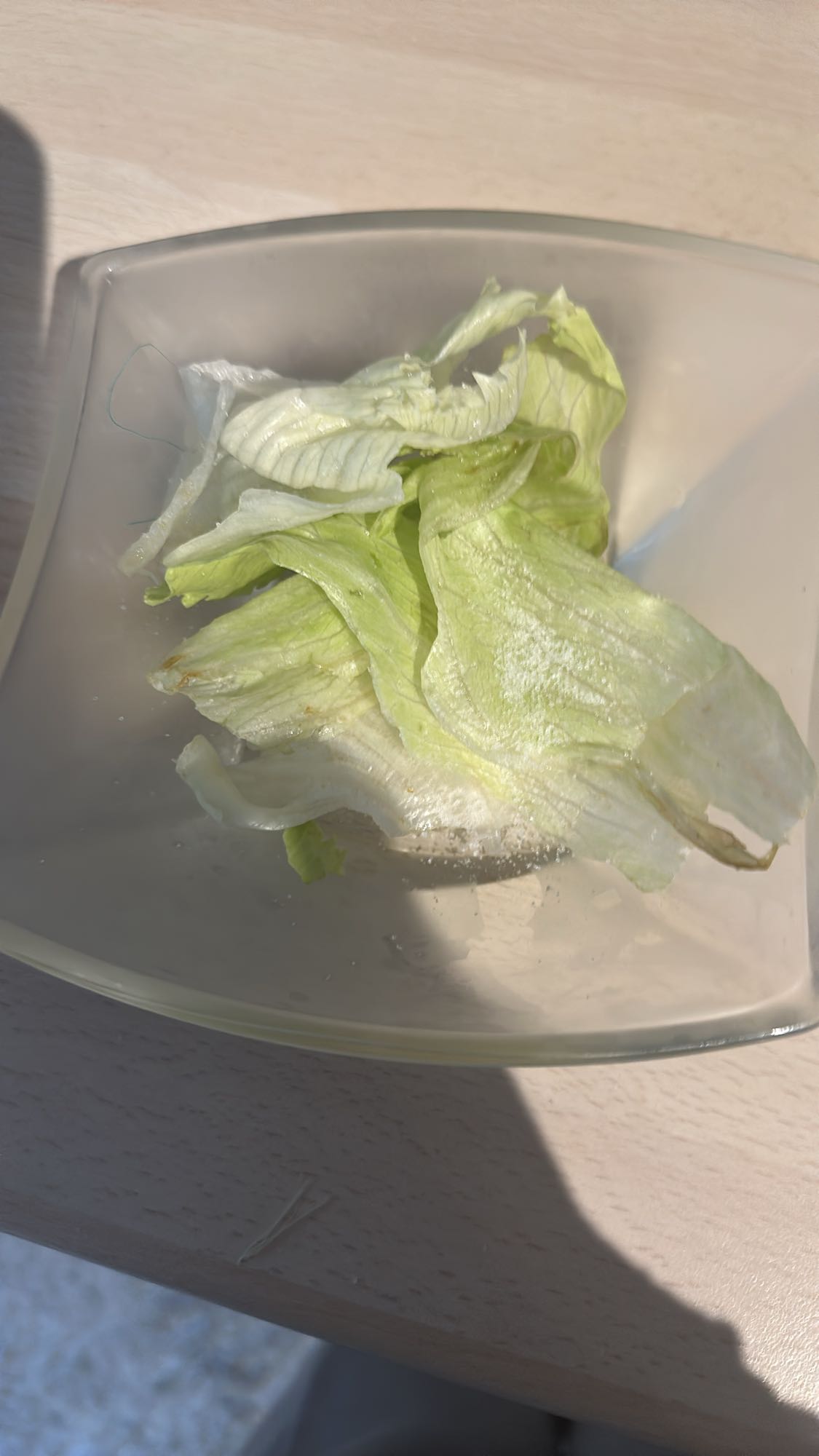 Buzlu Marul Salatası