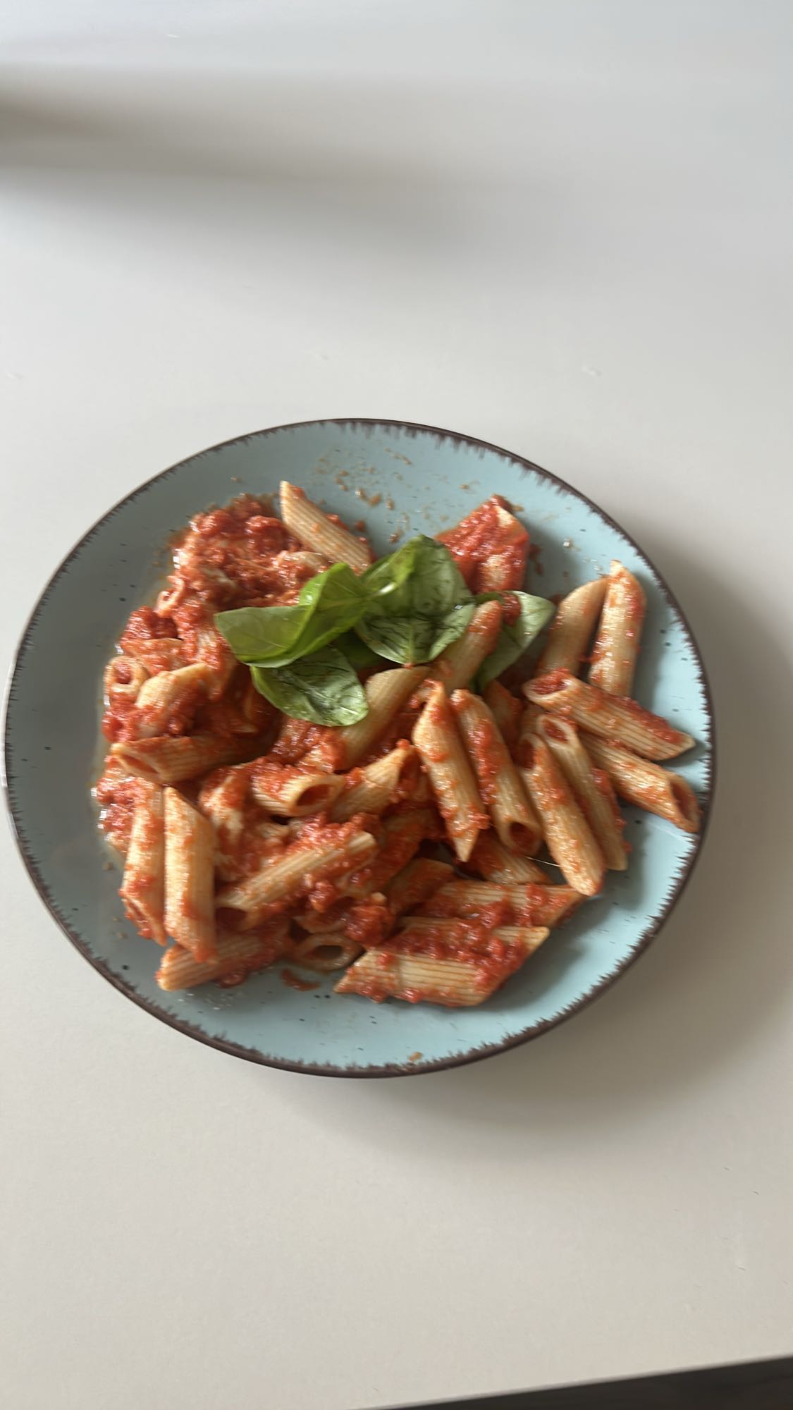 Penne z sosem pomidorowym