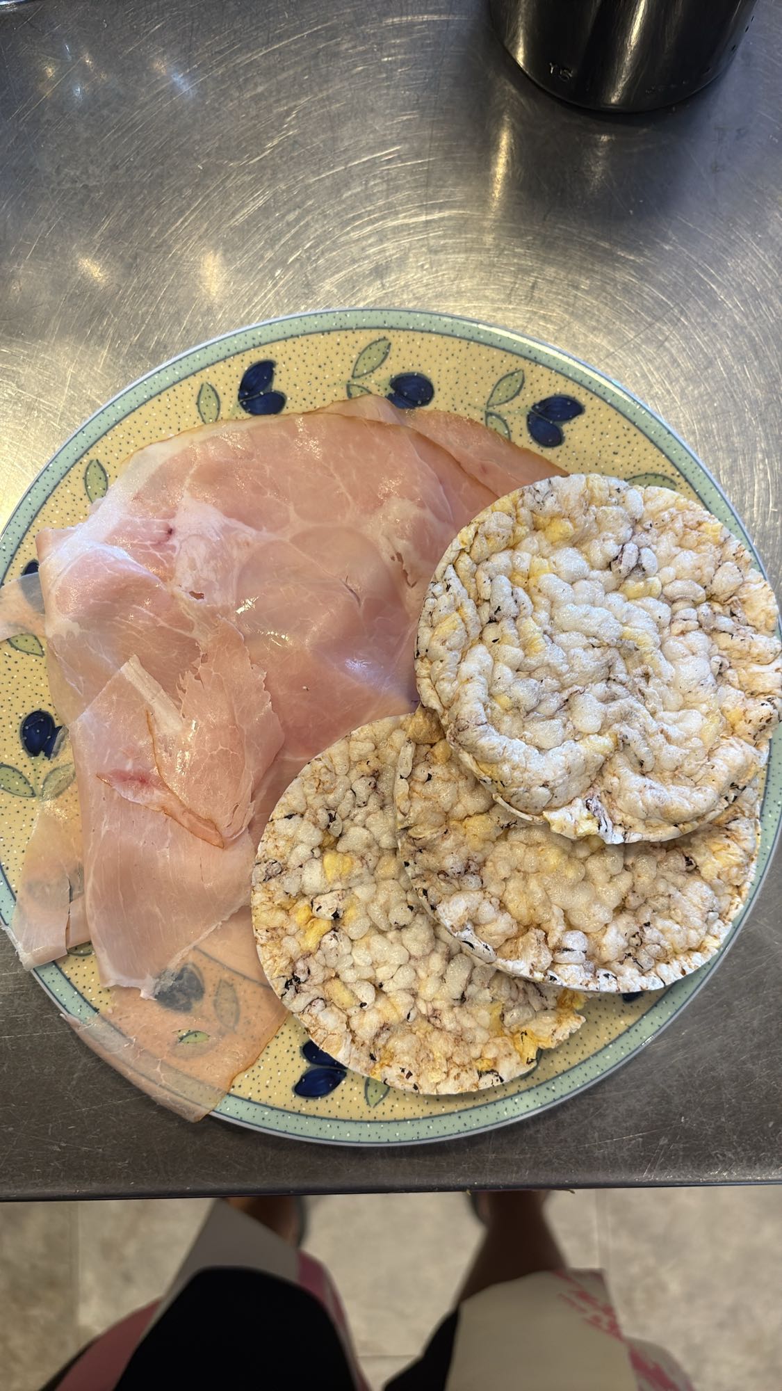 Ham and rice cakes