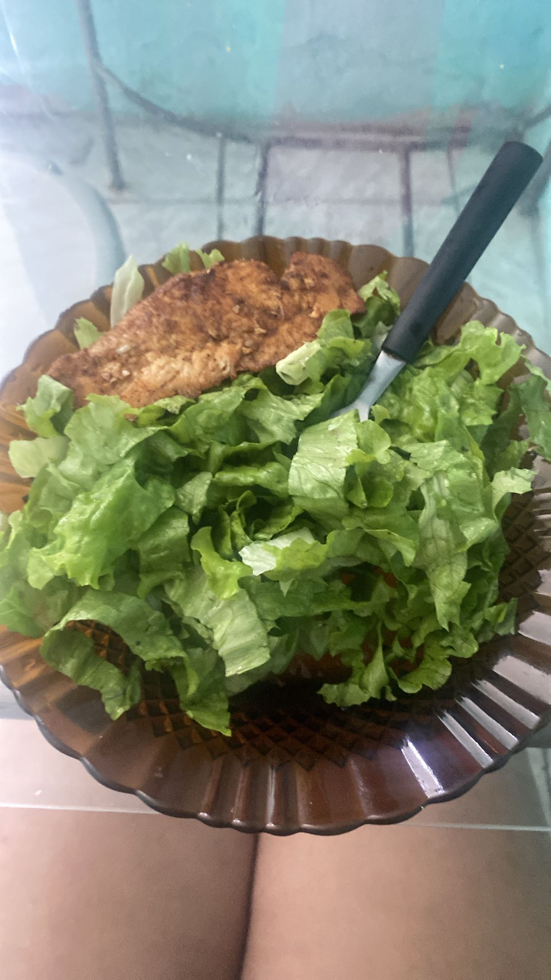 Frango grelhado com alface