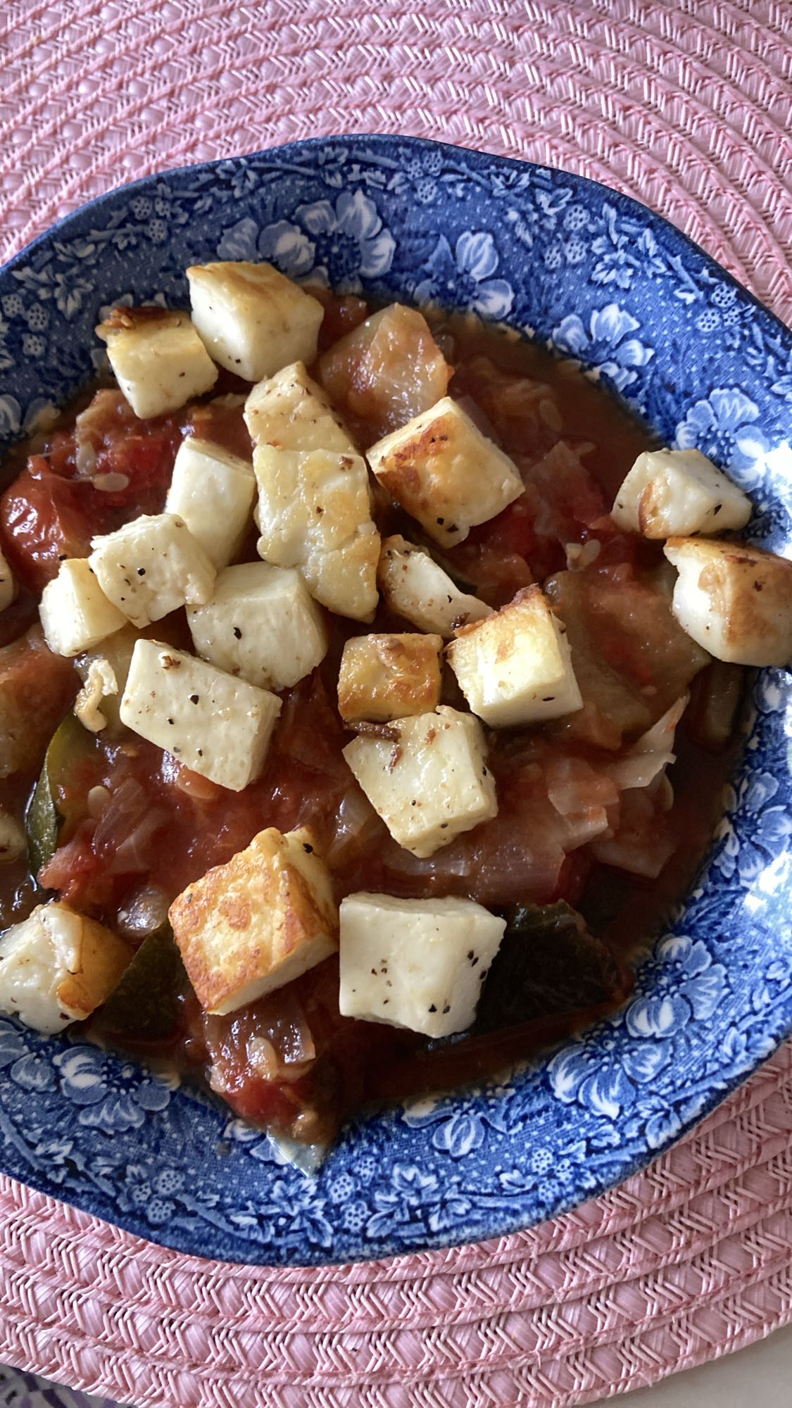 Grönsaksgryta med halloumi