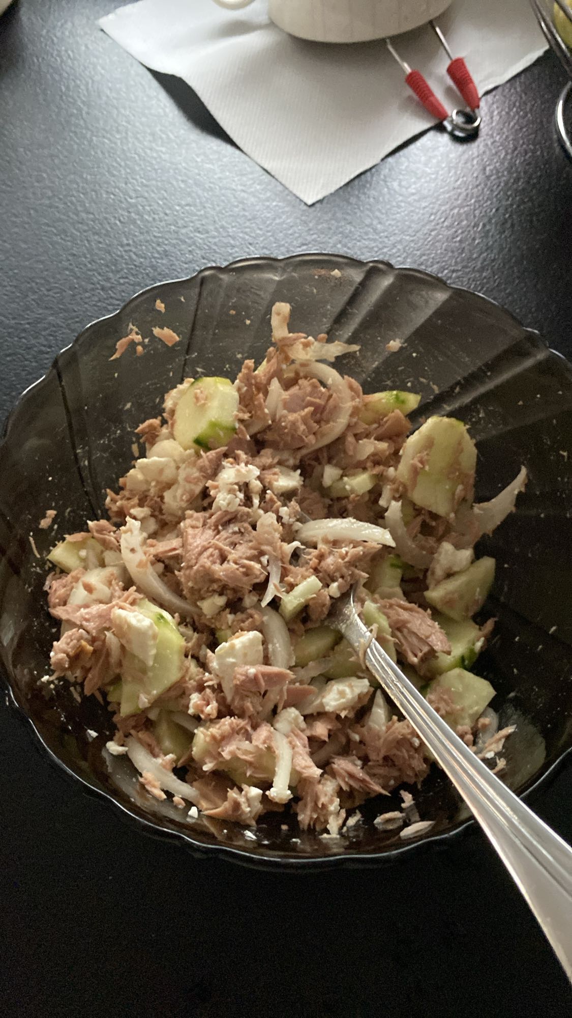 Salată de ton cu legume