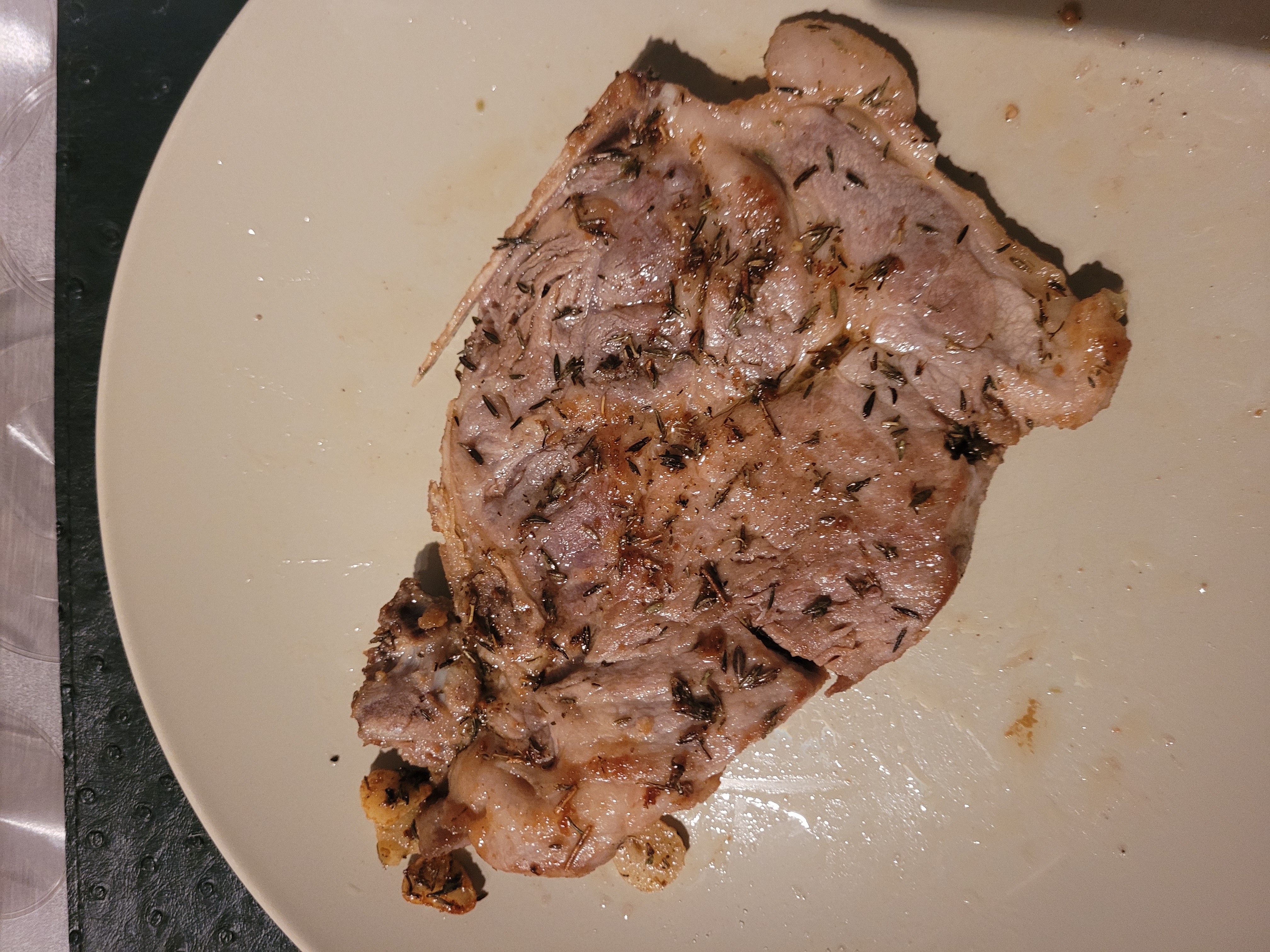 Côte de porc grillée