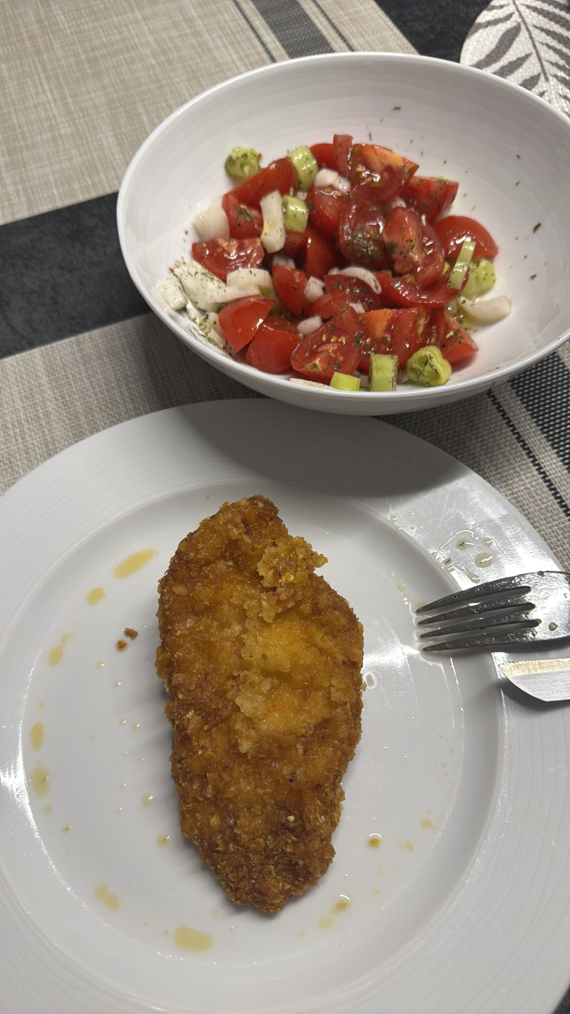 Krokante kip met salade