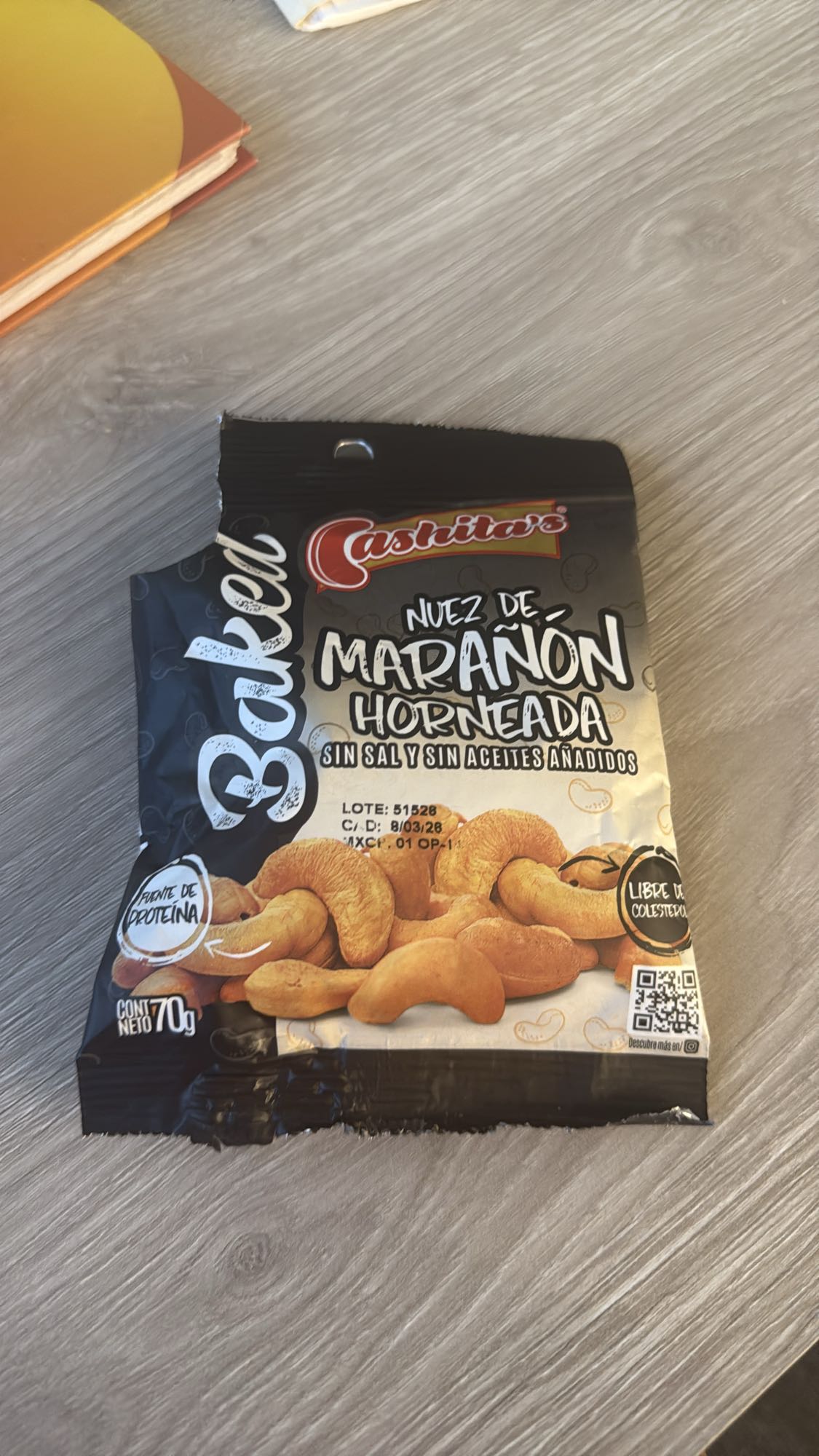 Nuez de marañón horneada