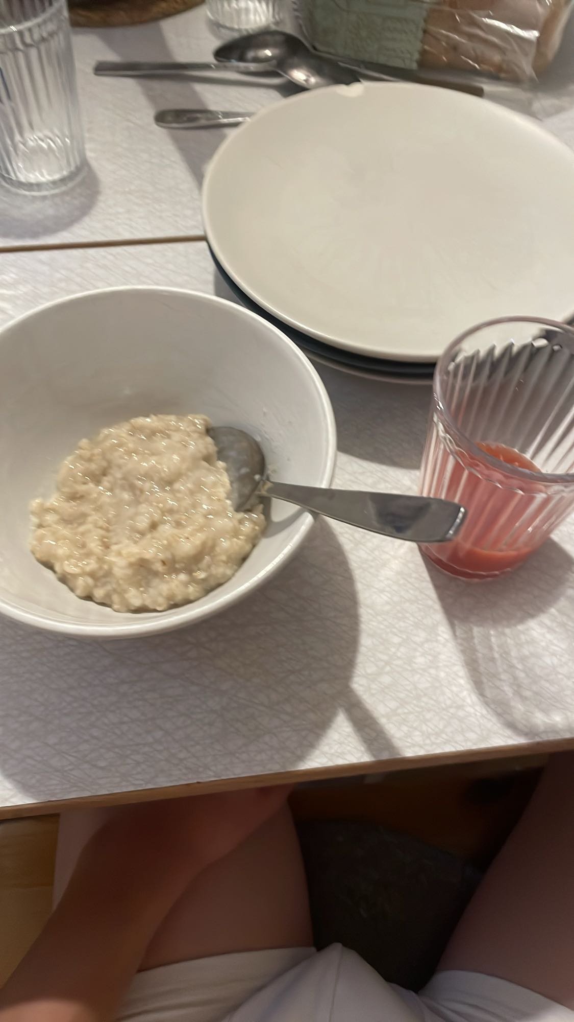 Havregrynsgröt med juice