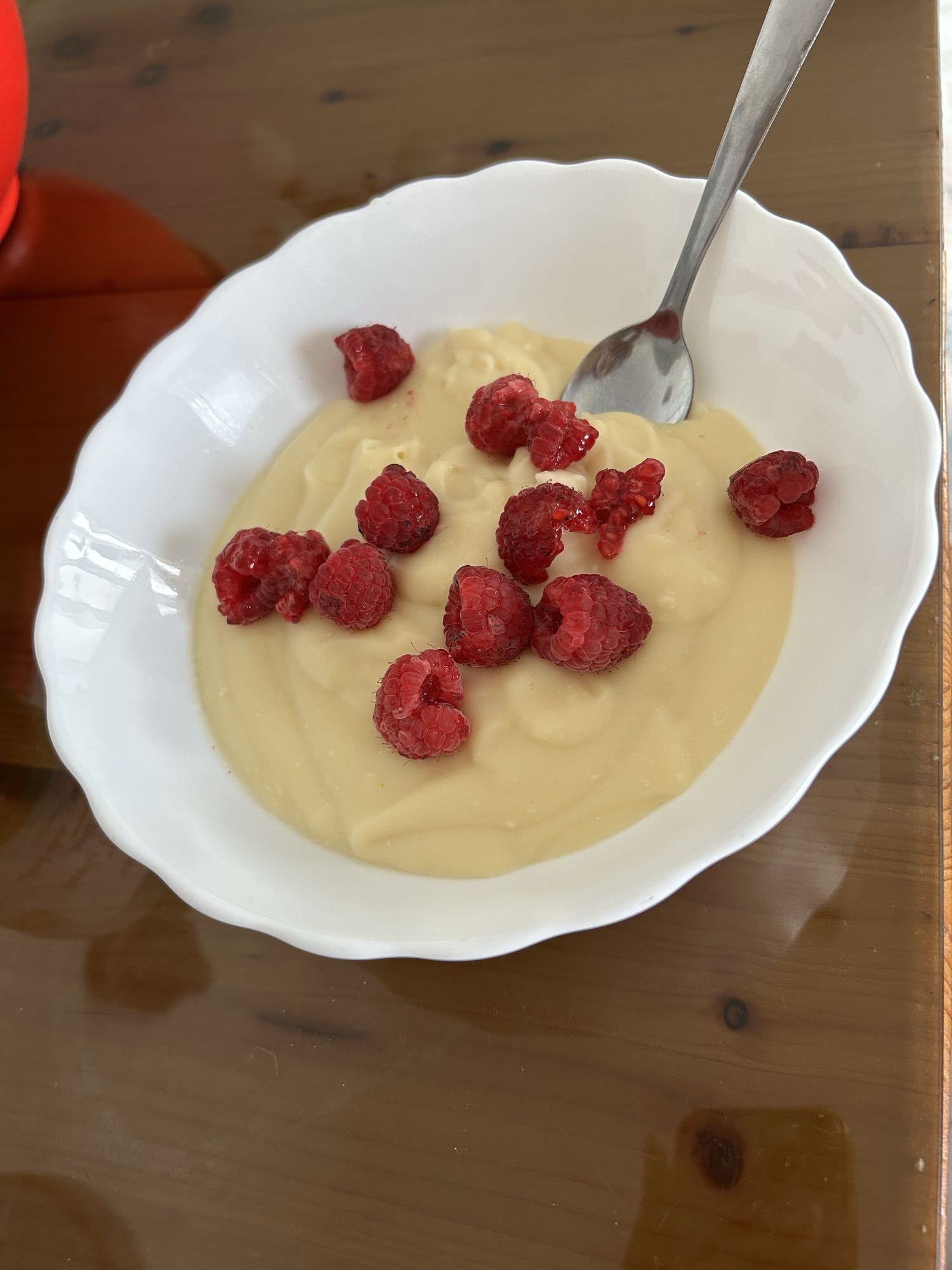 Budincă proteică cu lapte vegetal și pudră whey