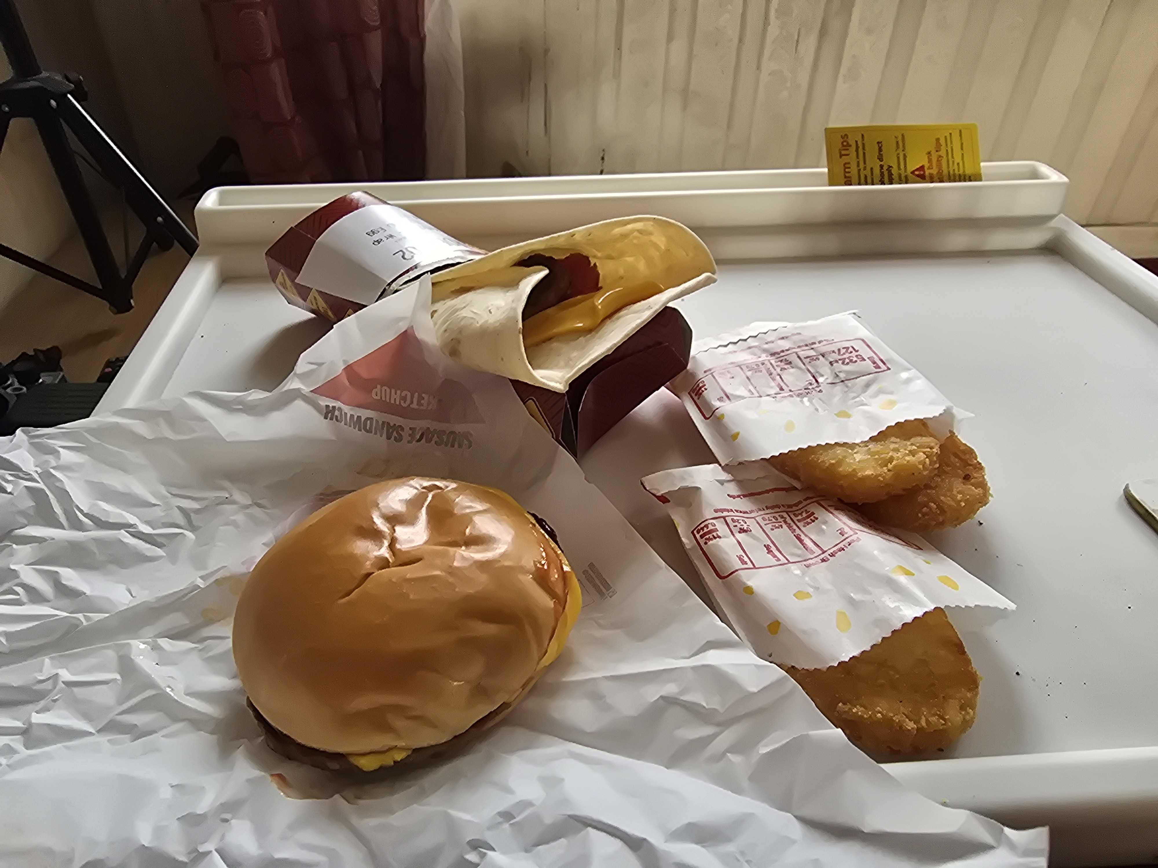 Breakfast Burger & Hash Browns