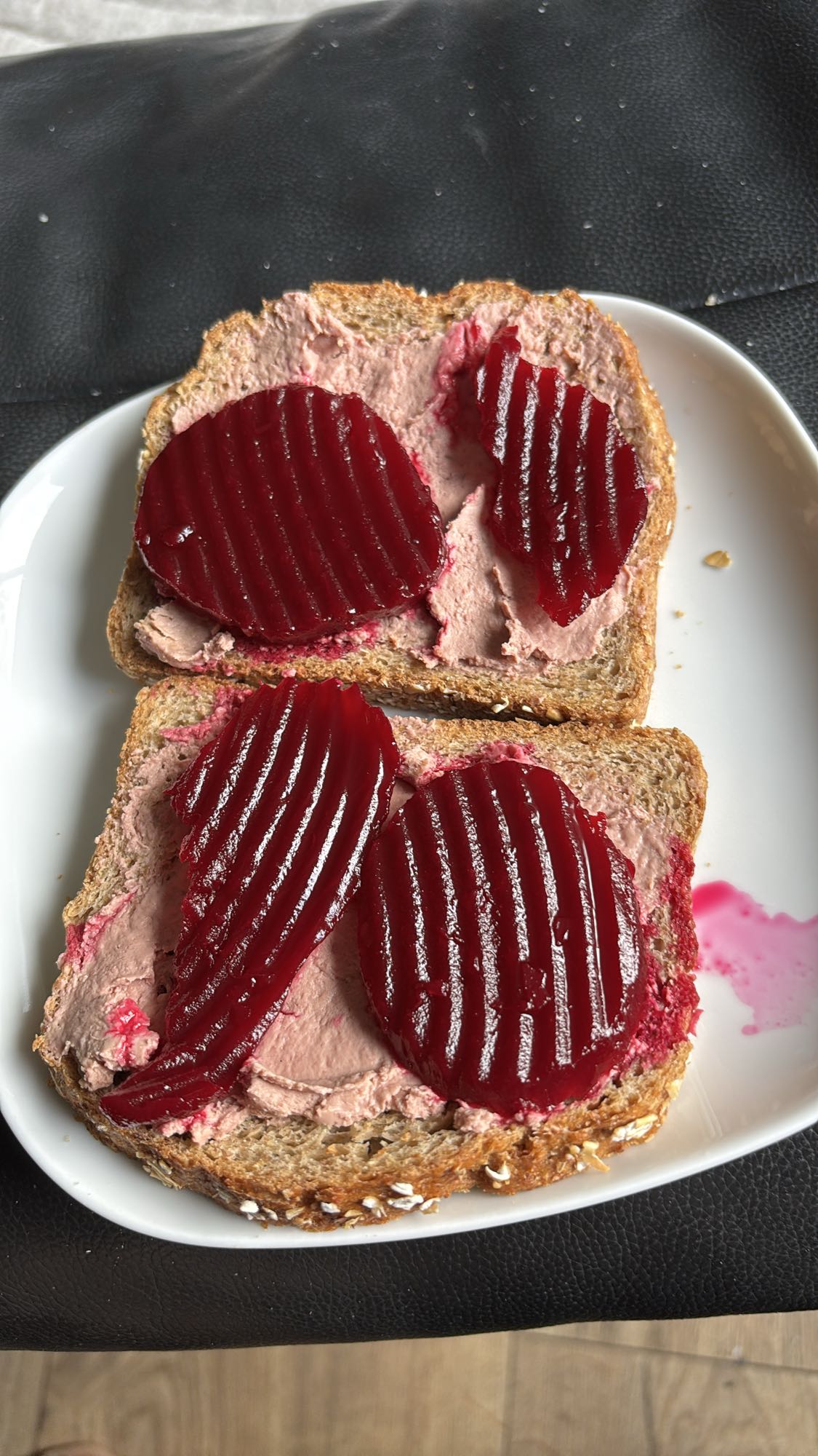 Leverpostei og rødbeter