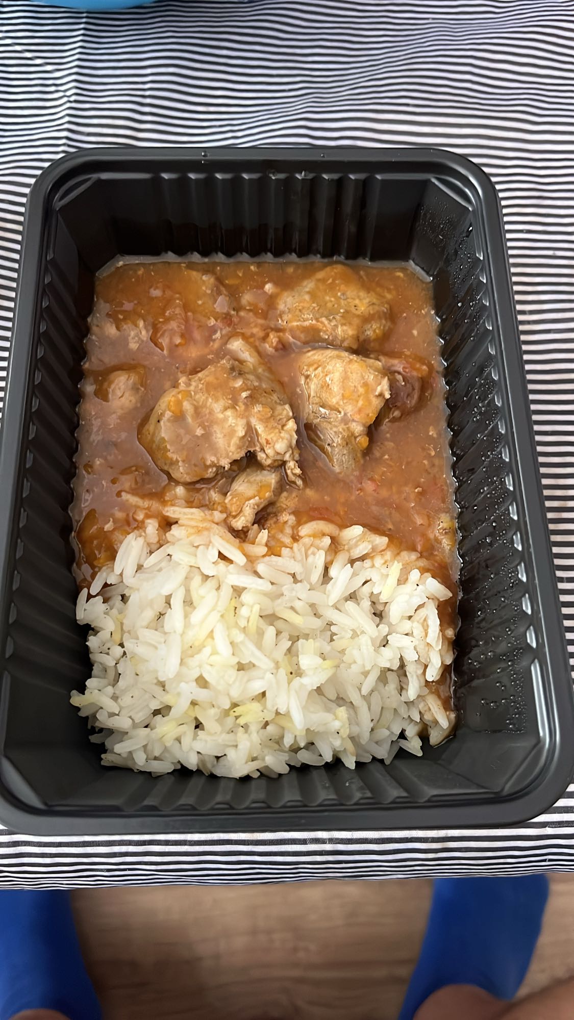 Ориз с пилешко в сос