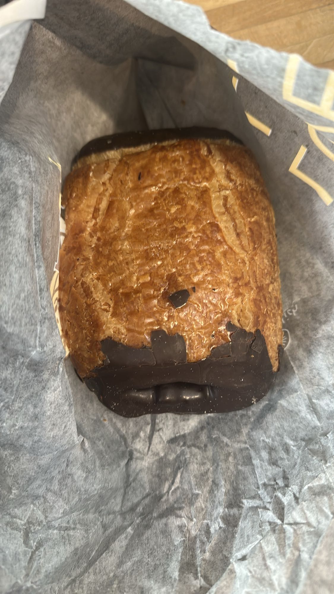 çikolatalı kruvasan