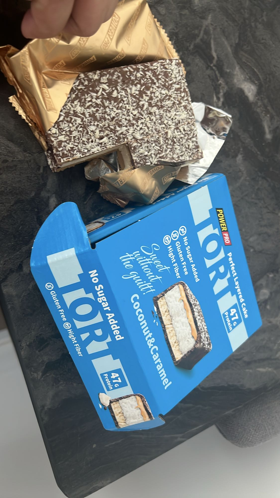 Կոկոսի-կարամելի տորթիկ