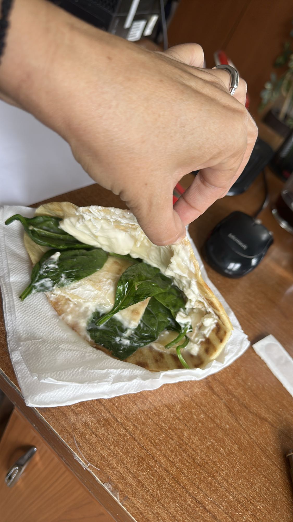 Spinach pita with yogurt