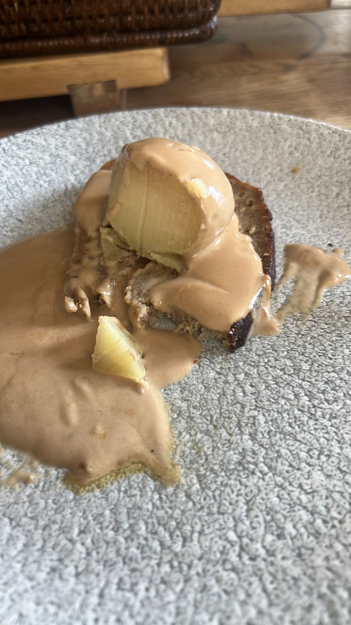 Jordnötssås med potatis