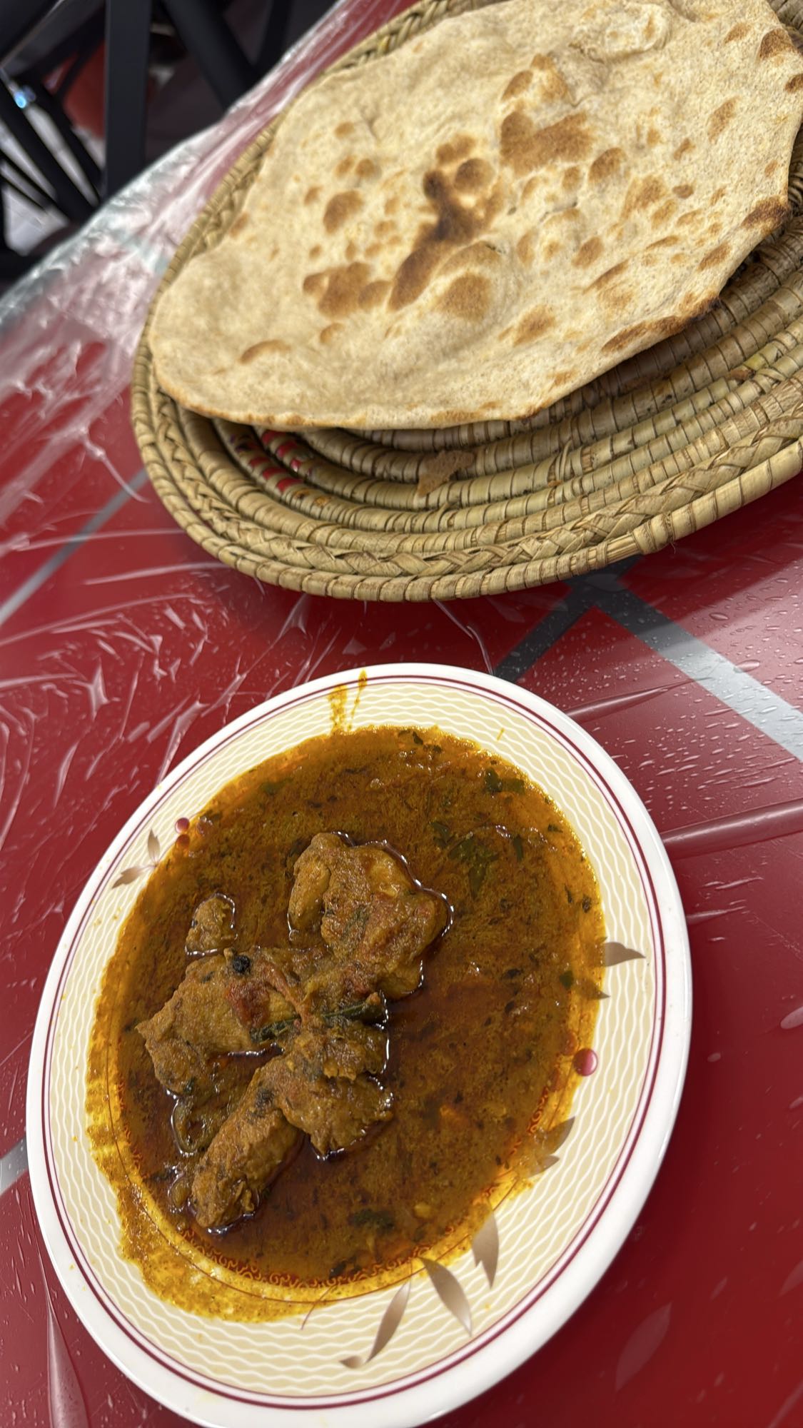 Flatbread with meat curry