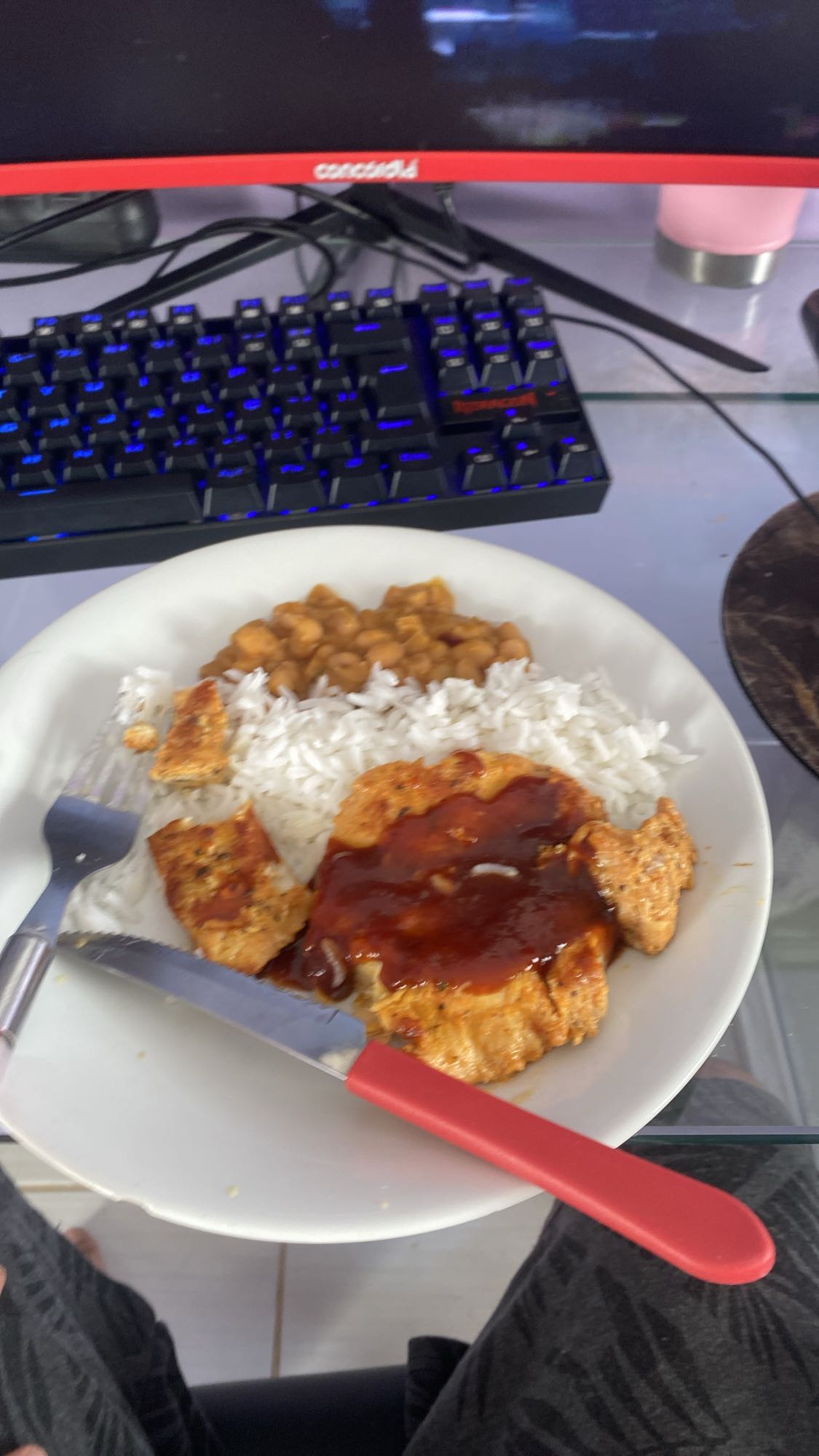 Frango, arroz e grão-de-bico