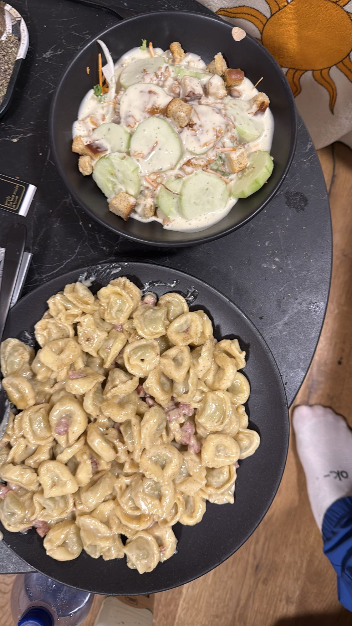 Tortellini mit Salat