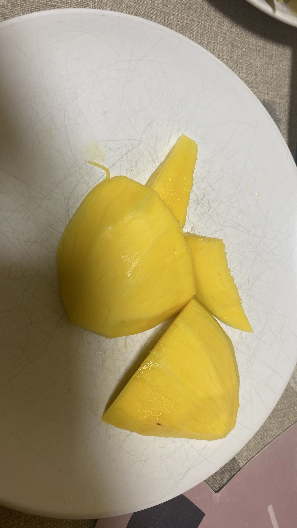 Mango en trozos