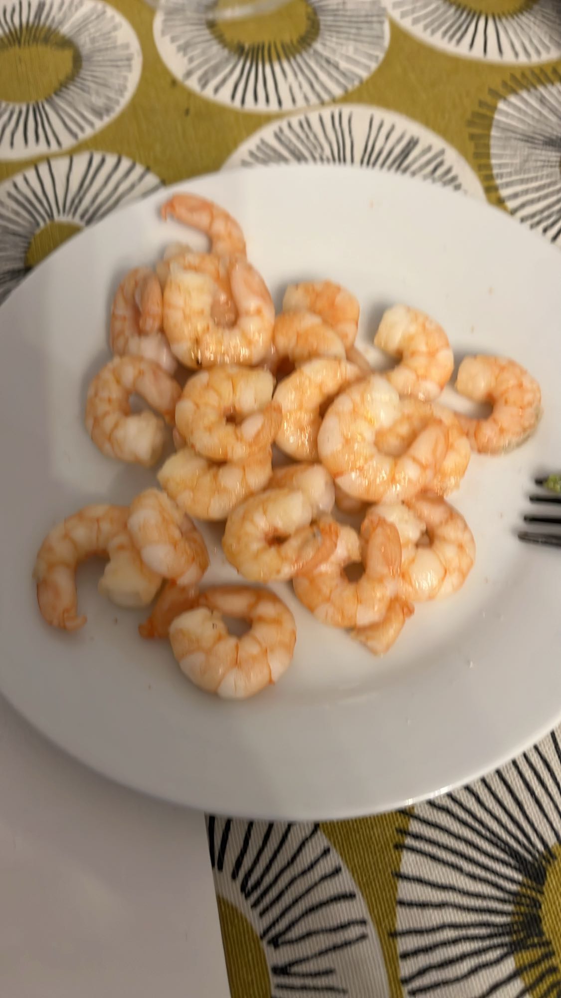 Boiled shrimp plate