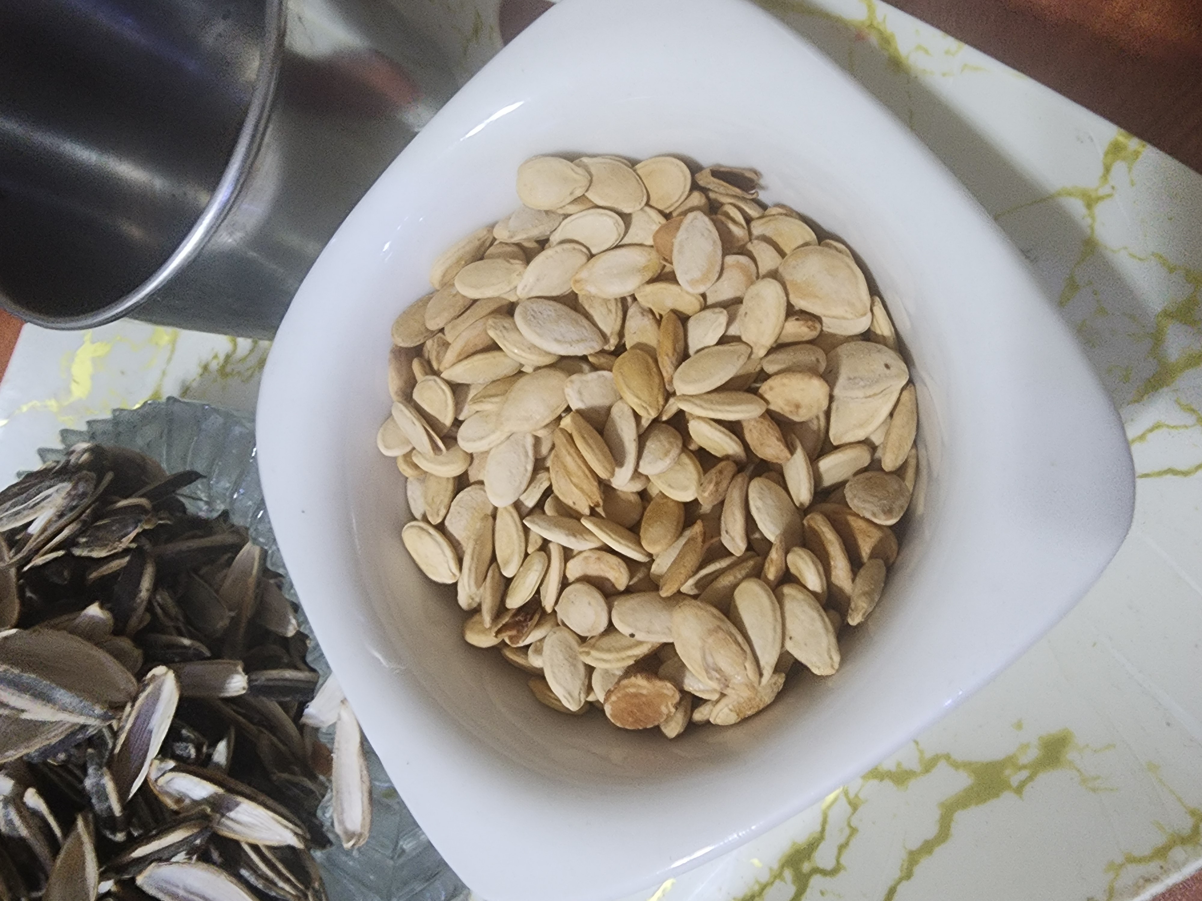 Roasted pumpkin seeds