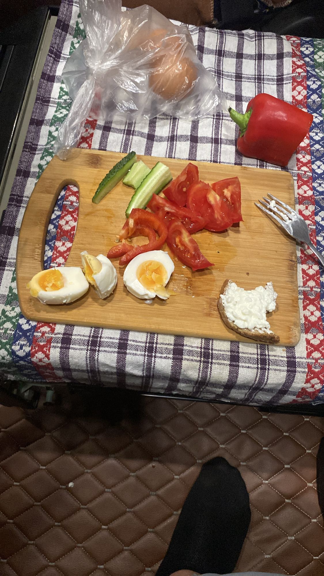 Mic dejun rustic cu ou