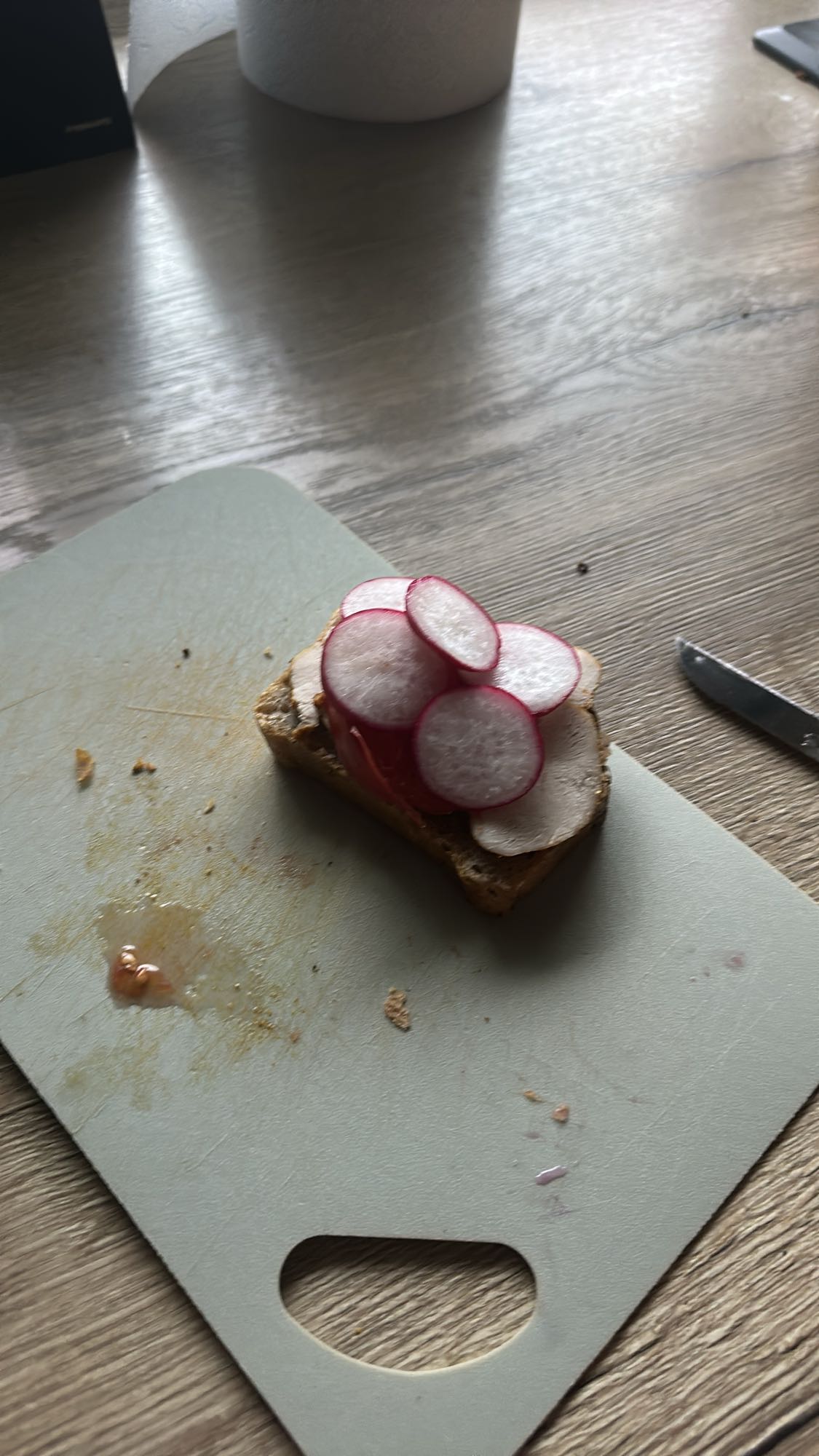 Kanapka z rzodkiewką