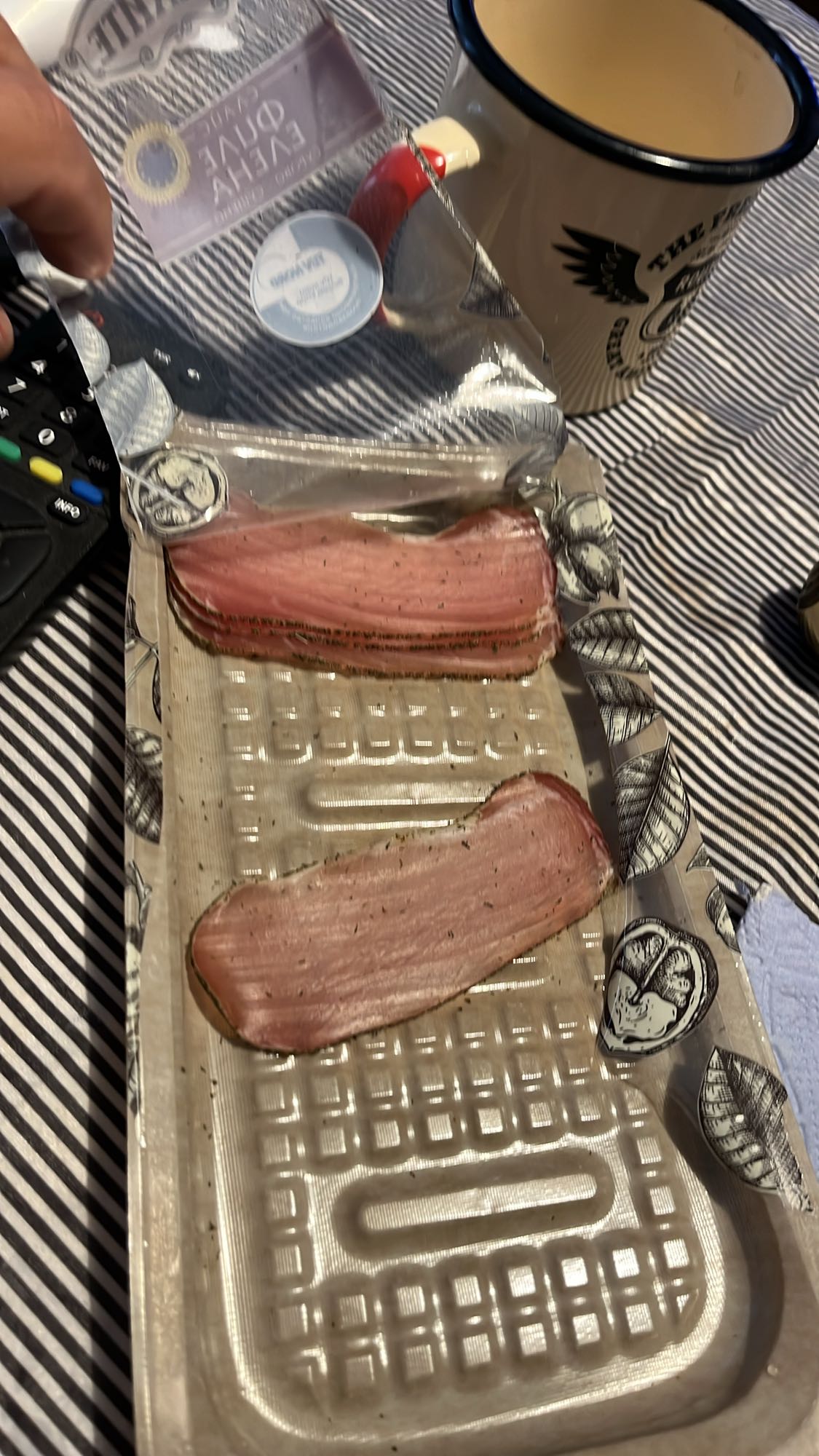 пушено говеждо месо