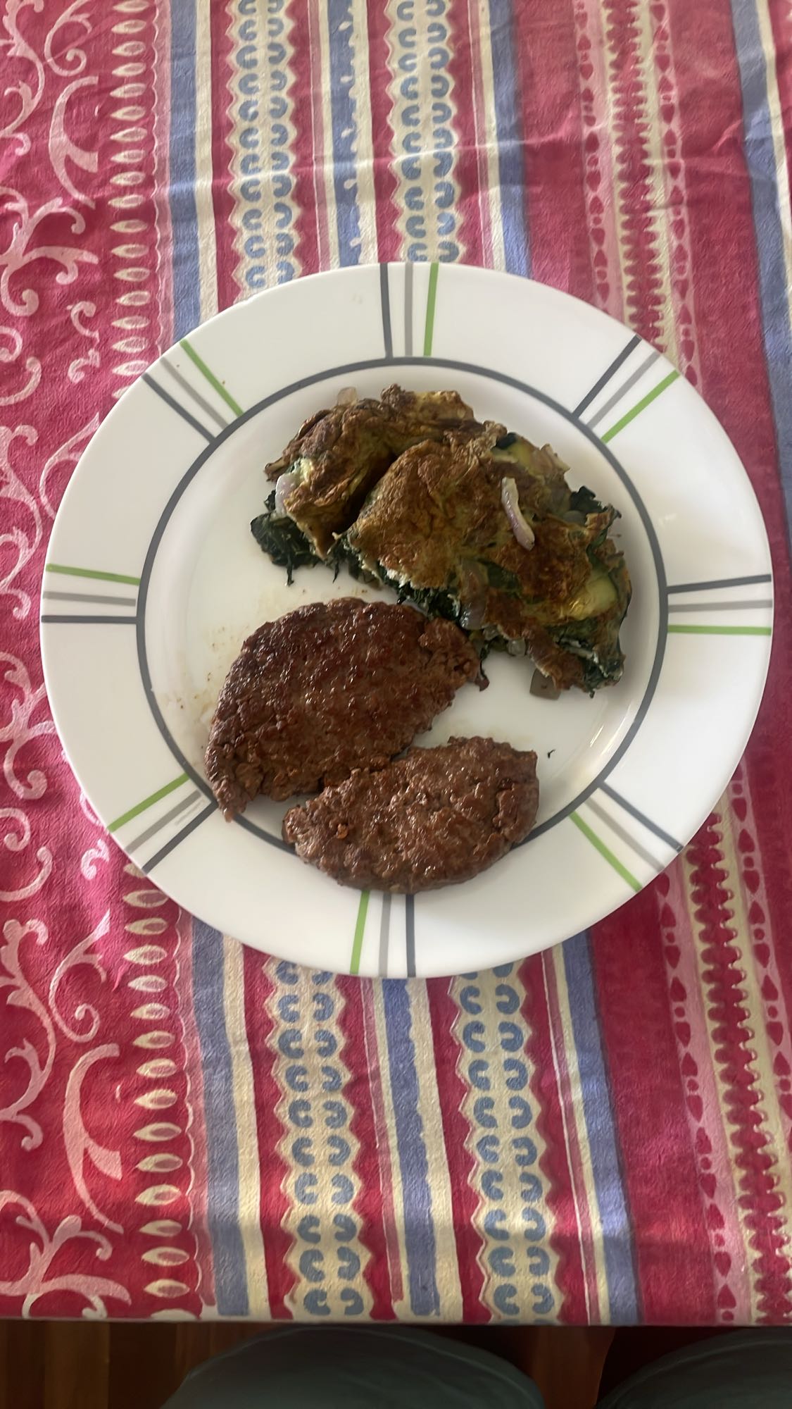 Tortilla con hamburguesas