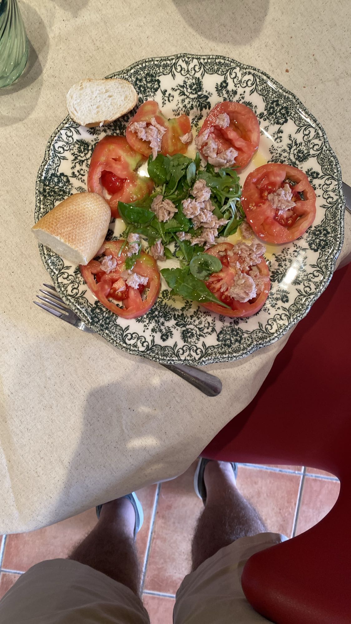 Amanida de tonyina i tomàquet