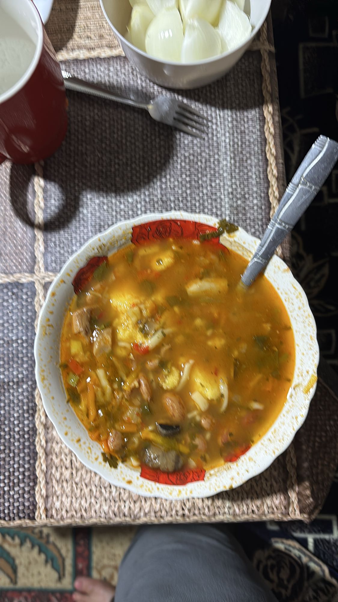 Ciorbă de legume cu carne