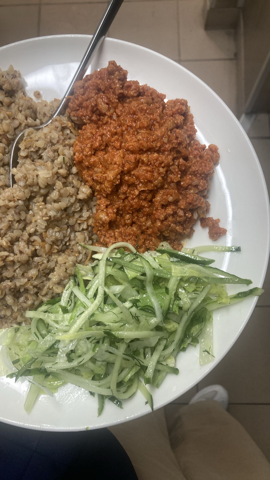 Beef, buckwheat & salad