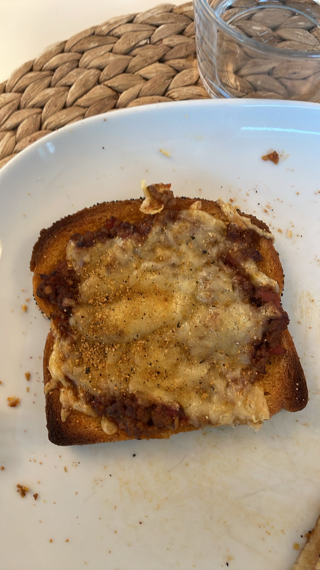 Osttoast med köttfärs