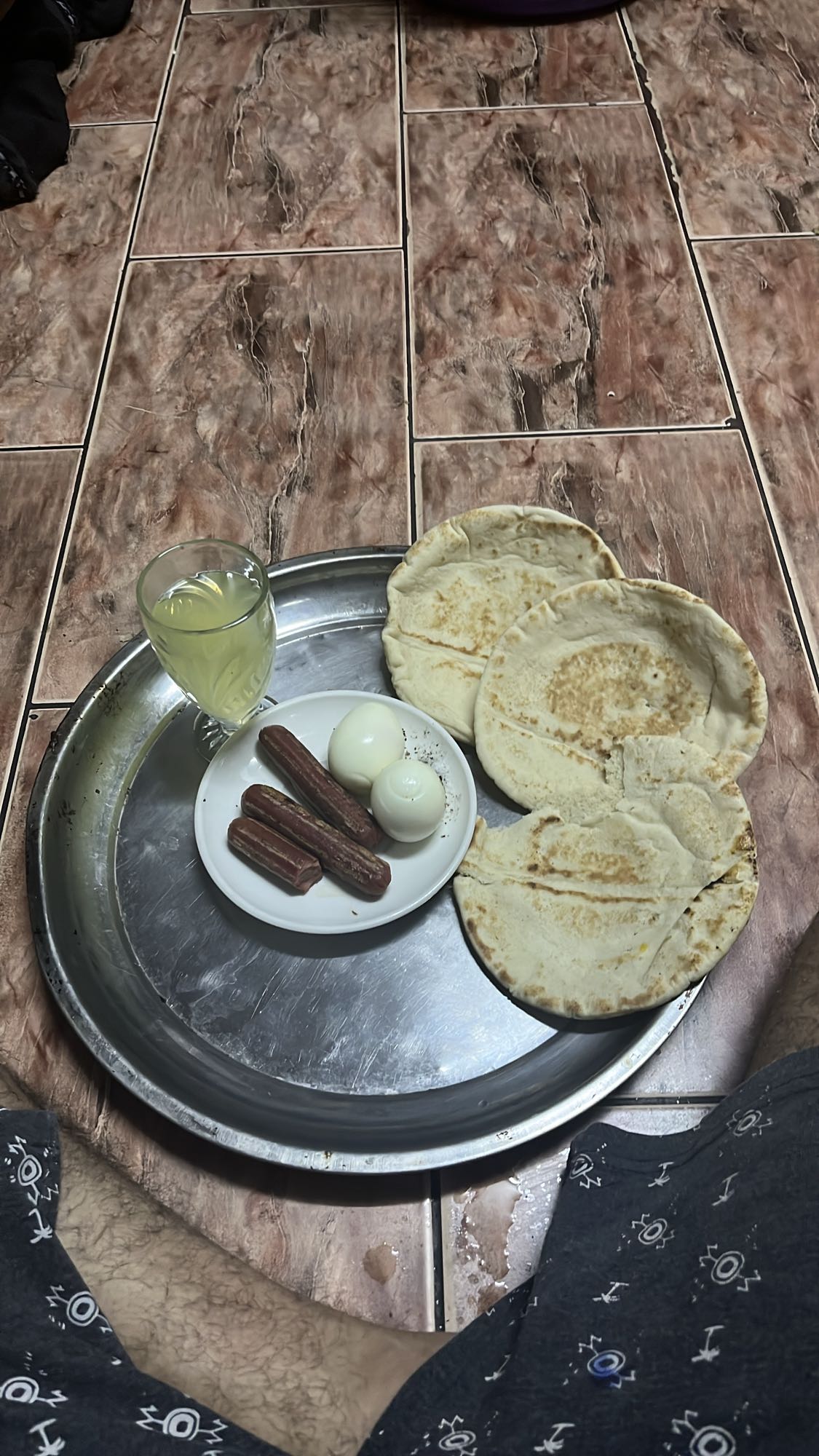 فطور بالخبز والبيض