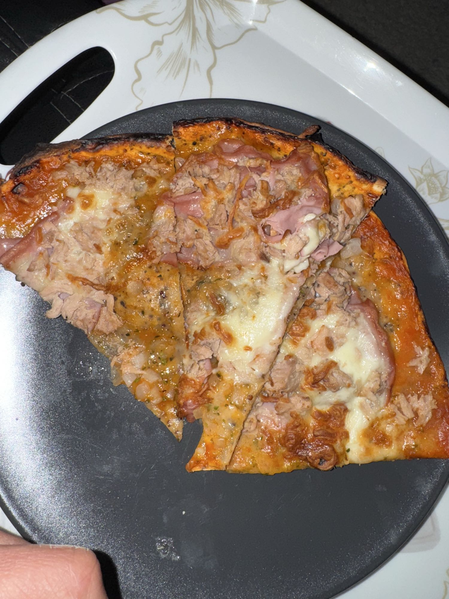 Pizza de atún y jamón