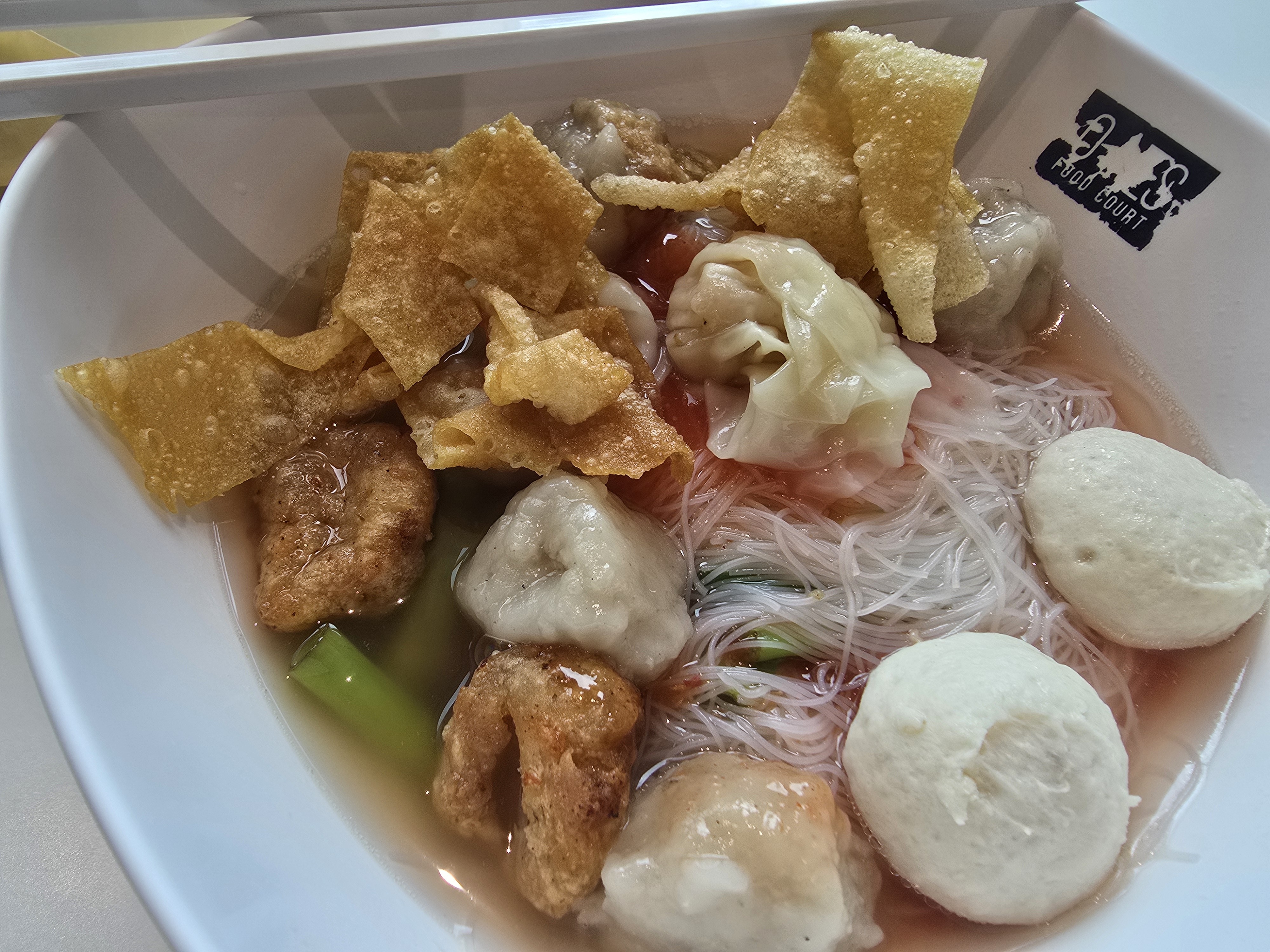 Fishball noodle soup