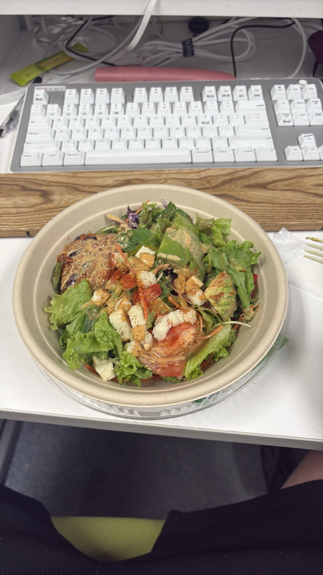 チキンサラダボウル