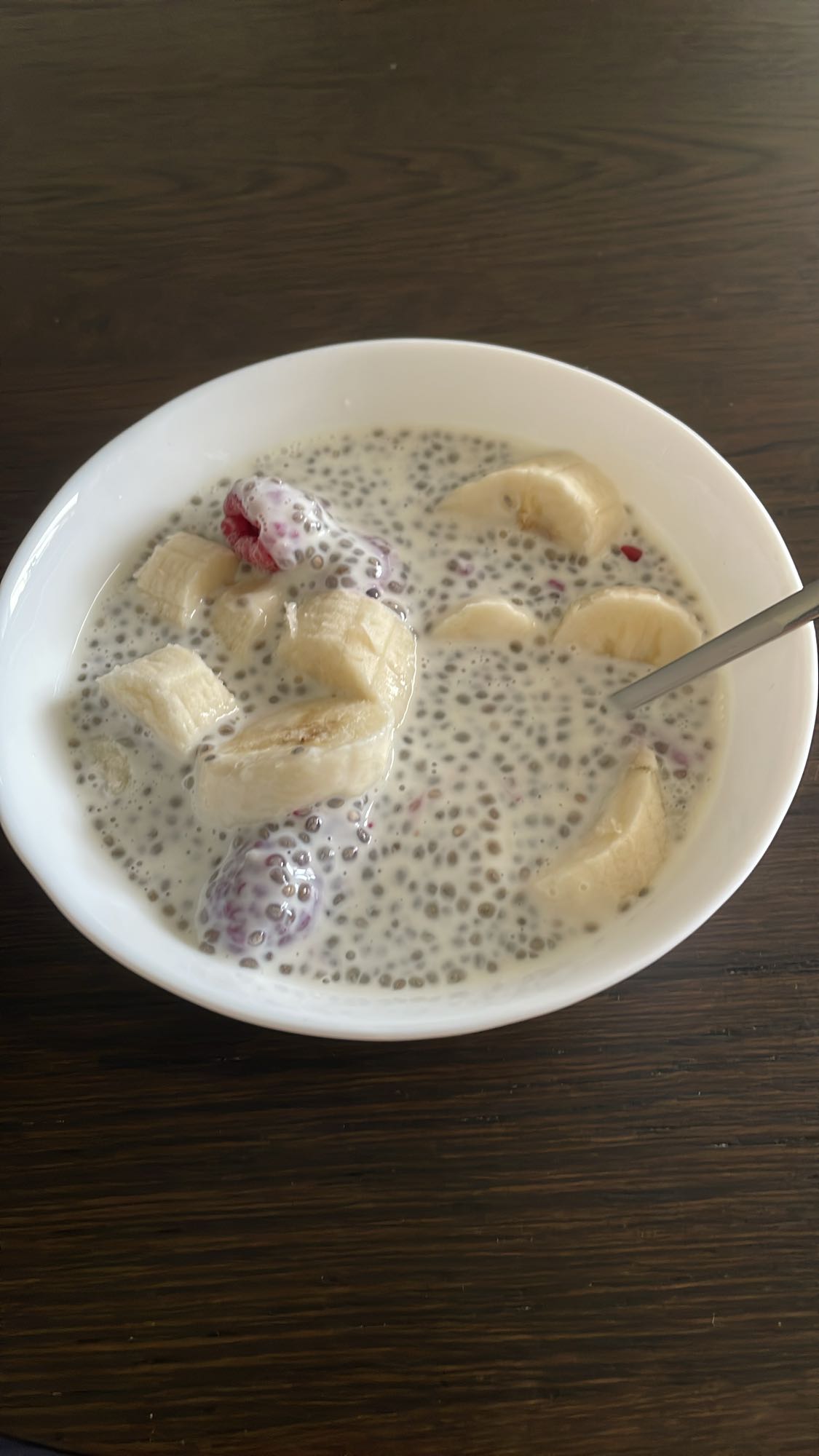 Chiapudding med banan & bär