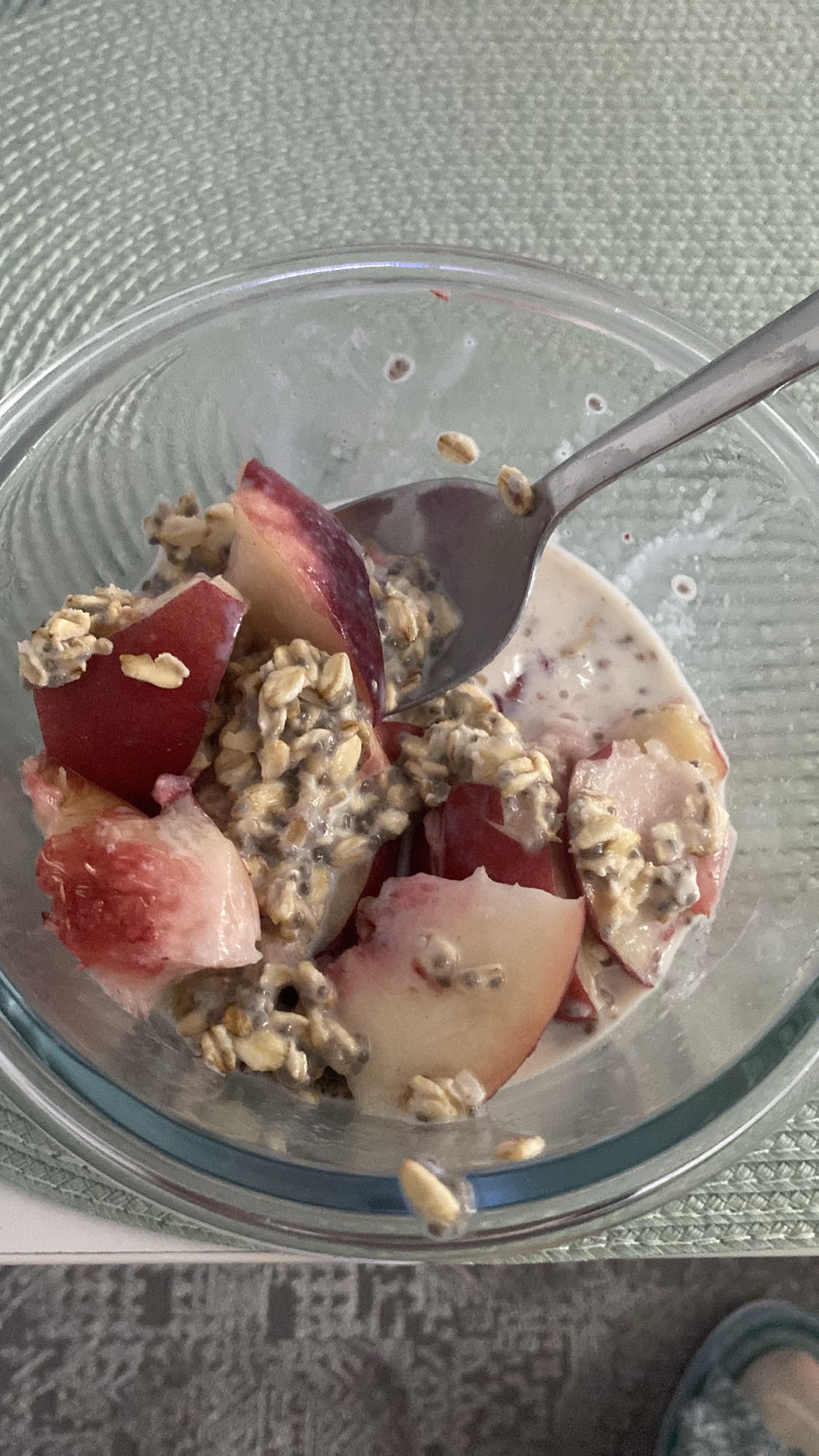 Owsianka z nektarynką