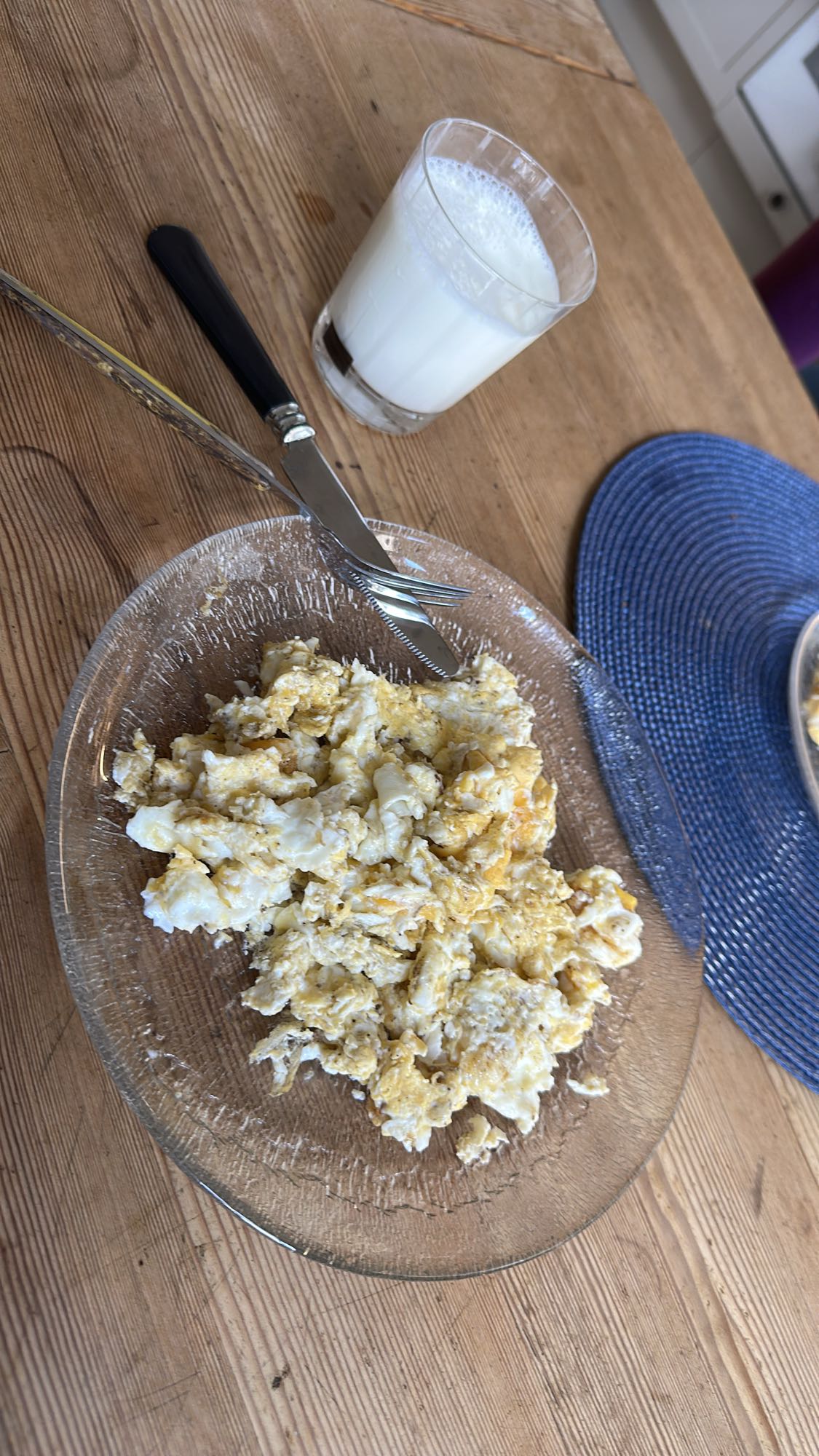 Äggröra med mjölk