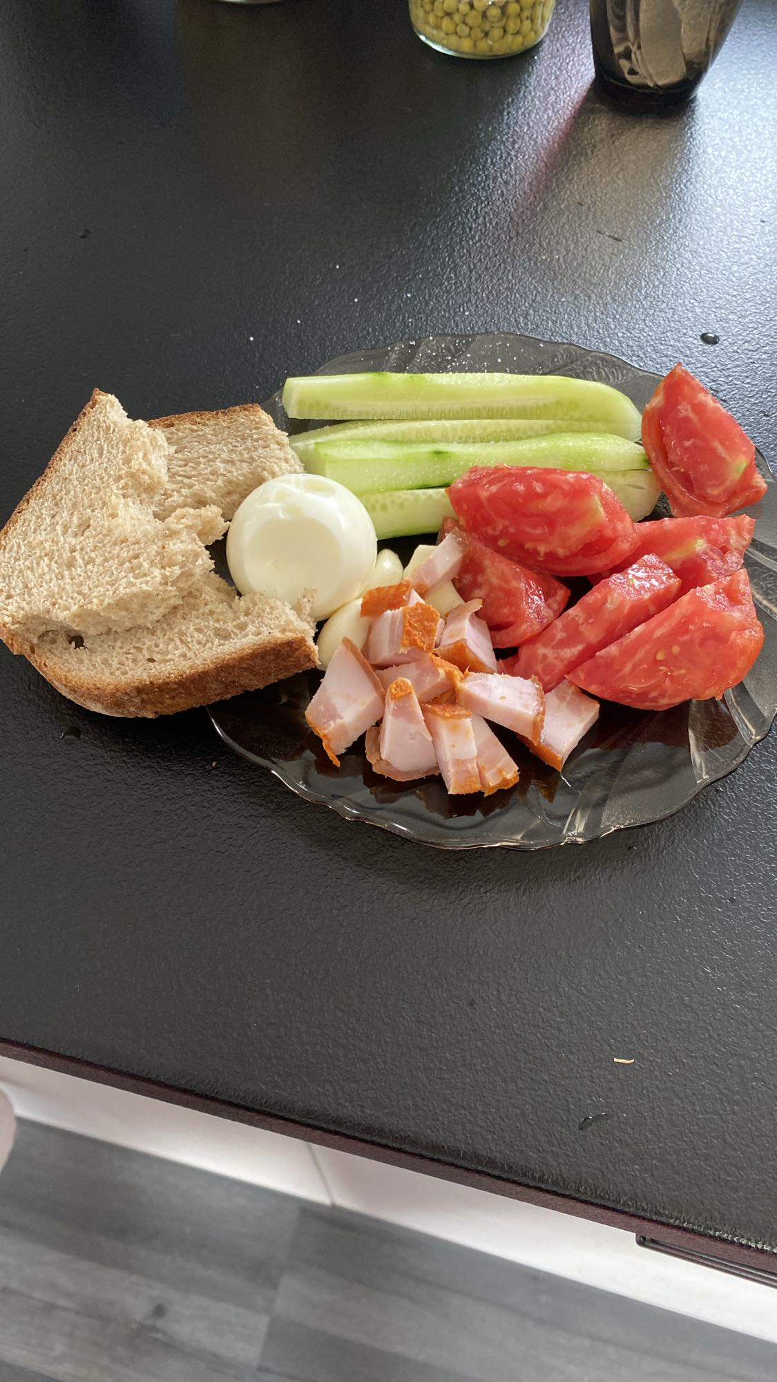 Mic dejun cu legume și ou